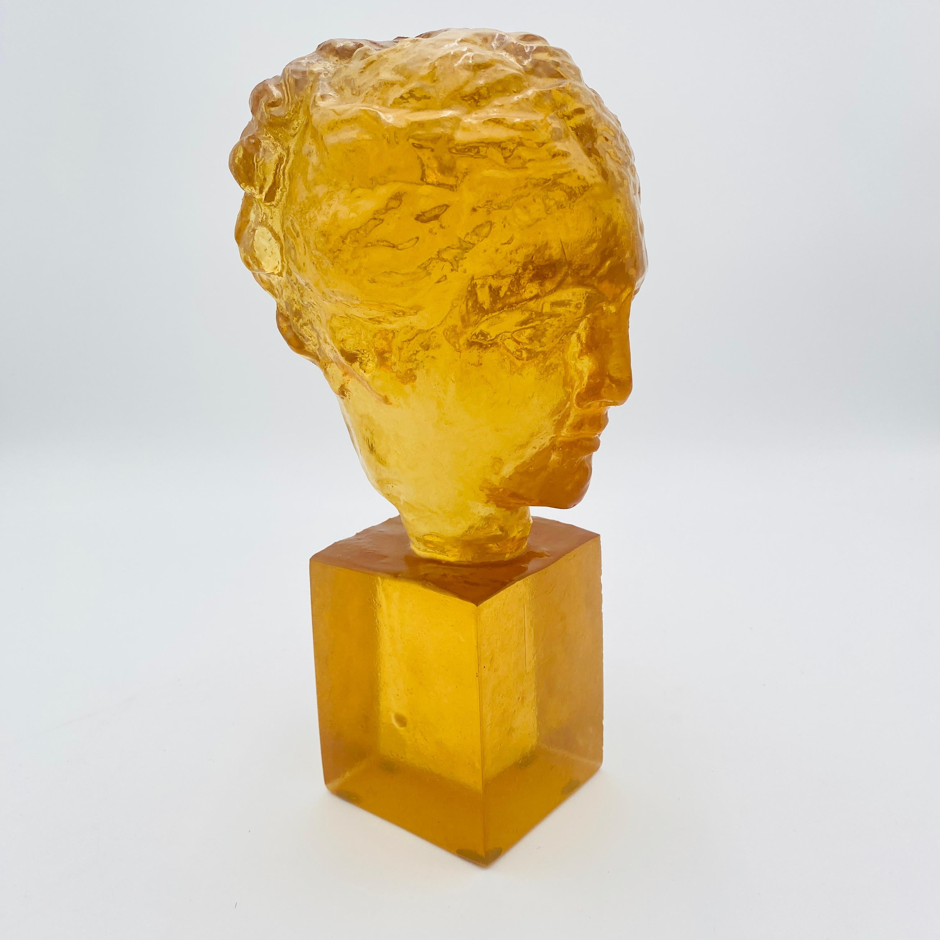Mid-Century Modern Amber Resin Bust Sculpture by Dorothy Thorpe 1970s For Sale 7