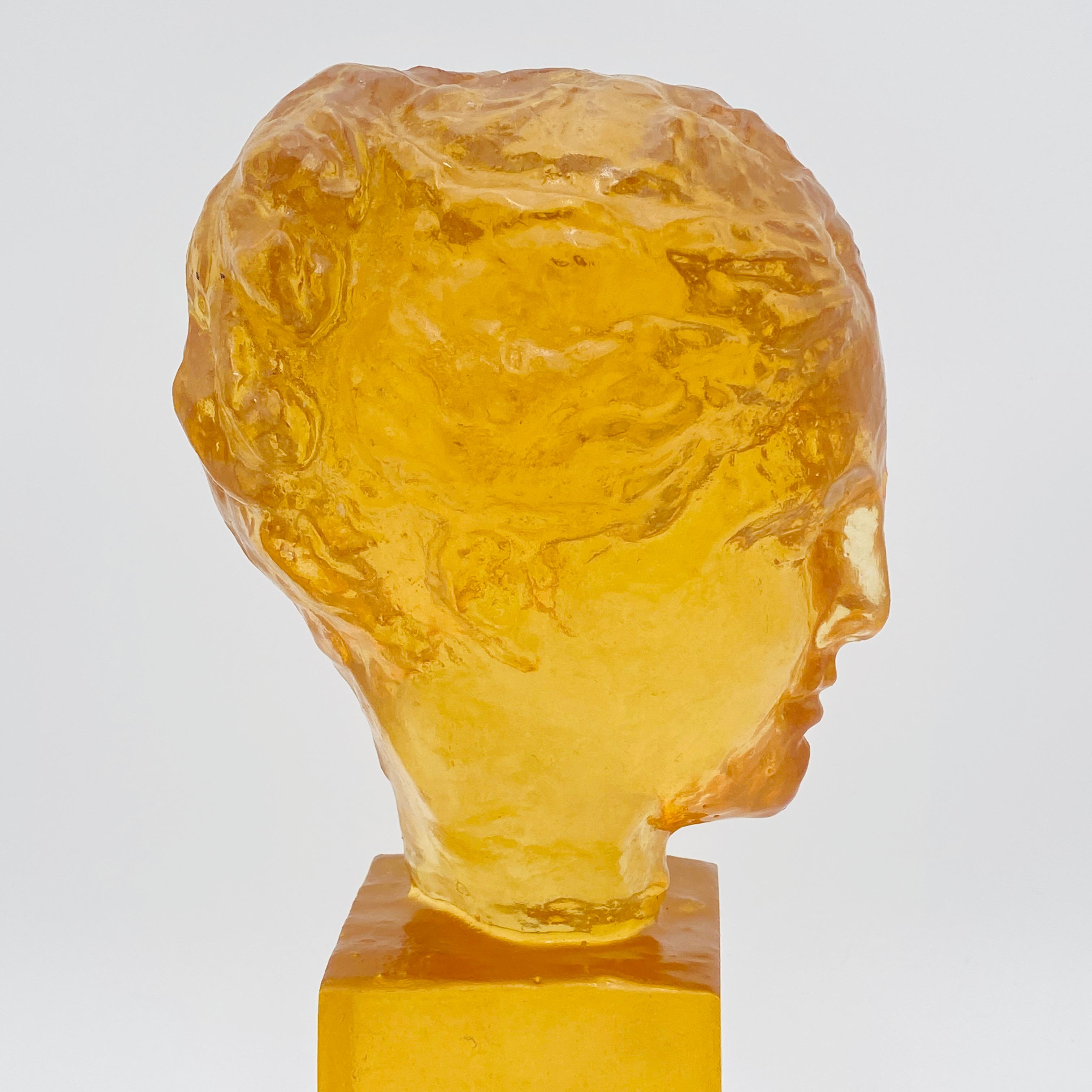 Mid-Century Modern Amber Resin Bust Sculpture by Dorothy Thorpe 1970s For Sale 1