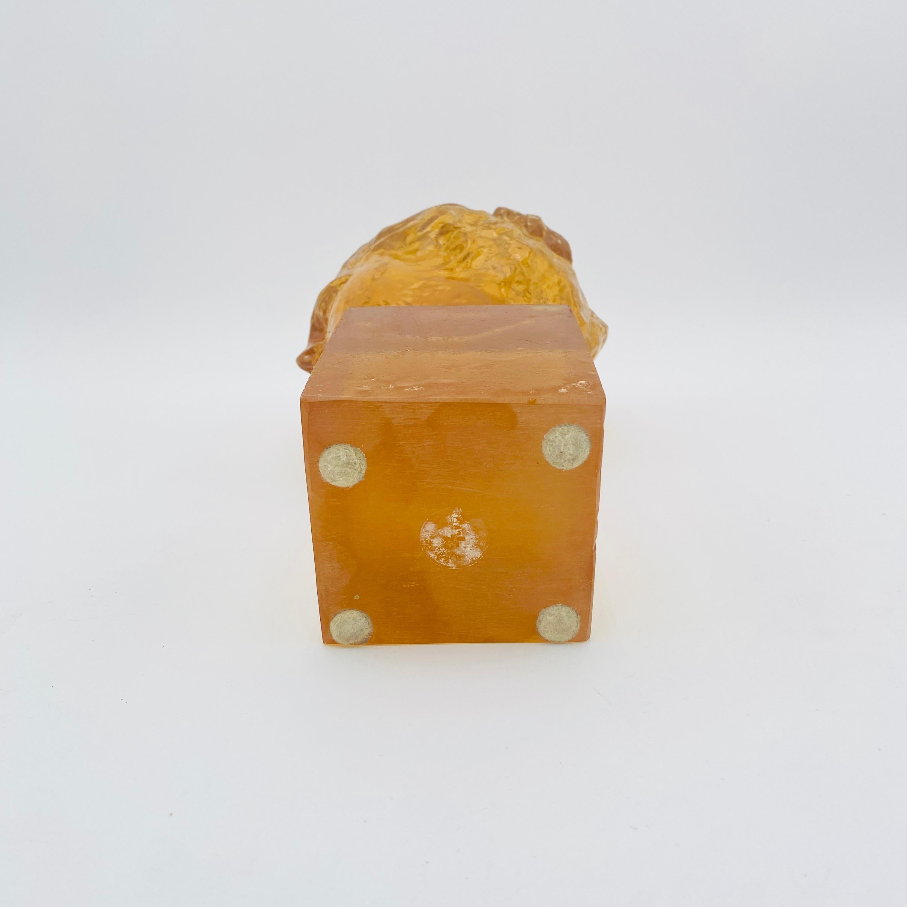 Mid-Century Modern Amber Resin Bust Sculpture by Dorothy Thorpe 1970s For Sale 3