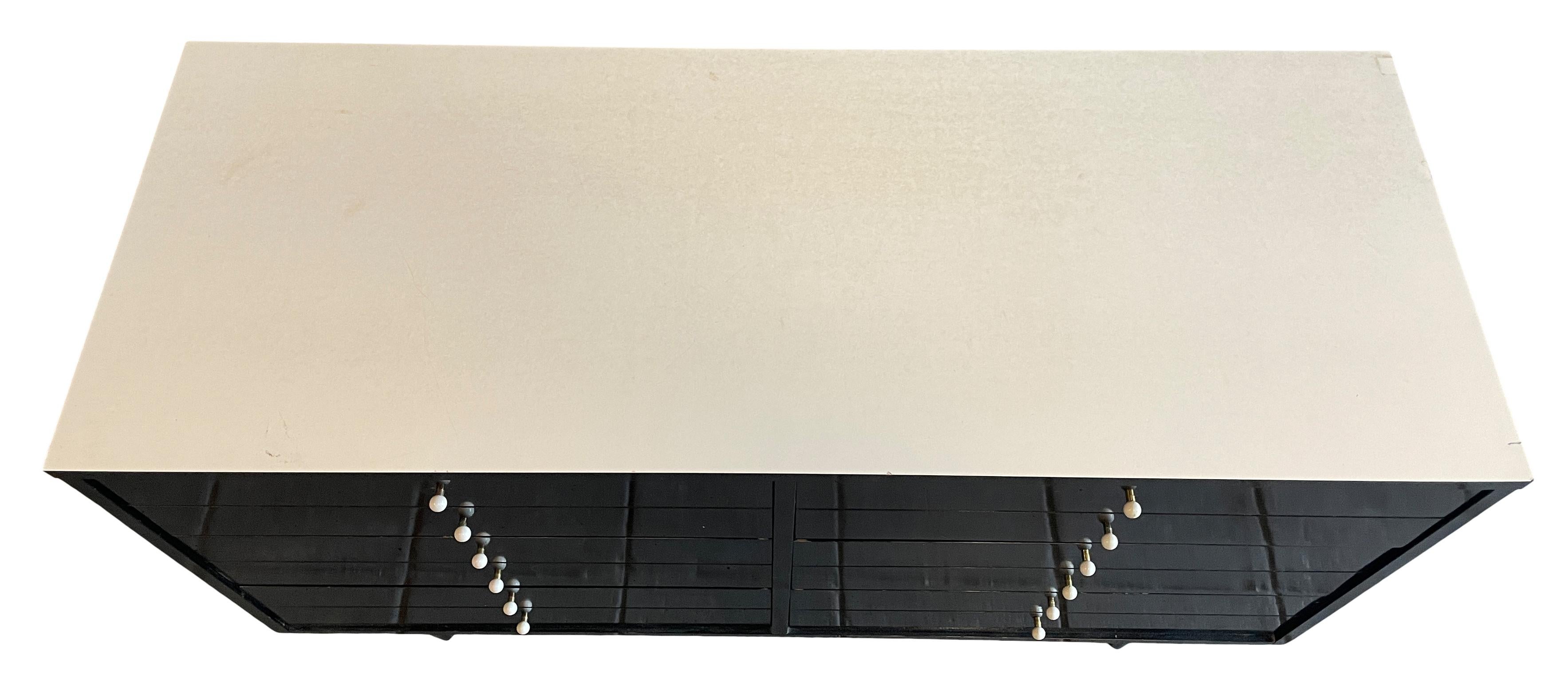 Mid-Century Modern American of Martinsville 6 Drawer Dresser Black White In Good Condition In BROOKLYN, NY