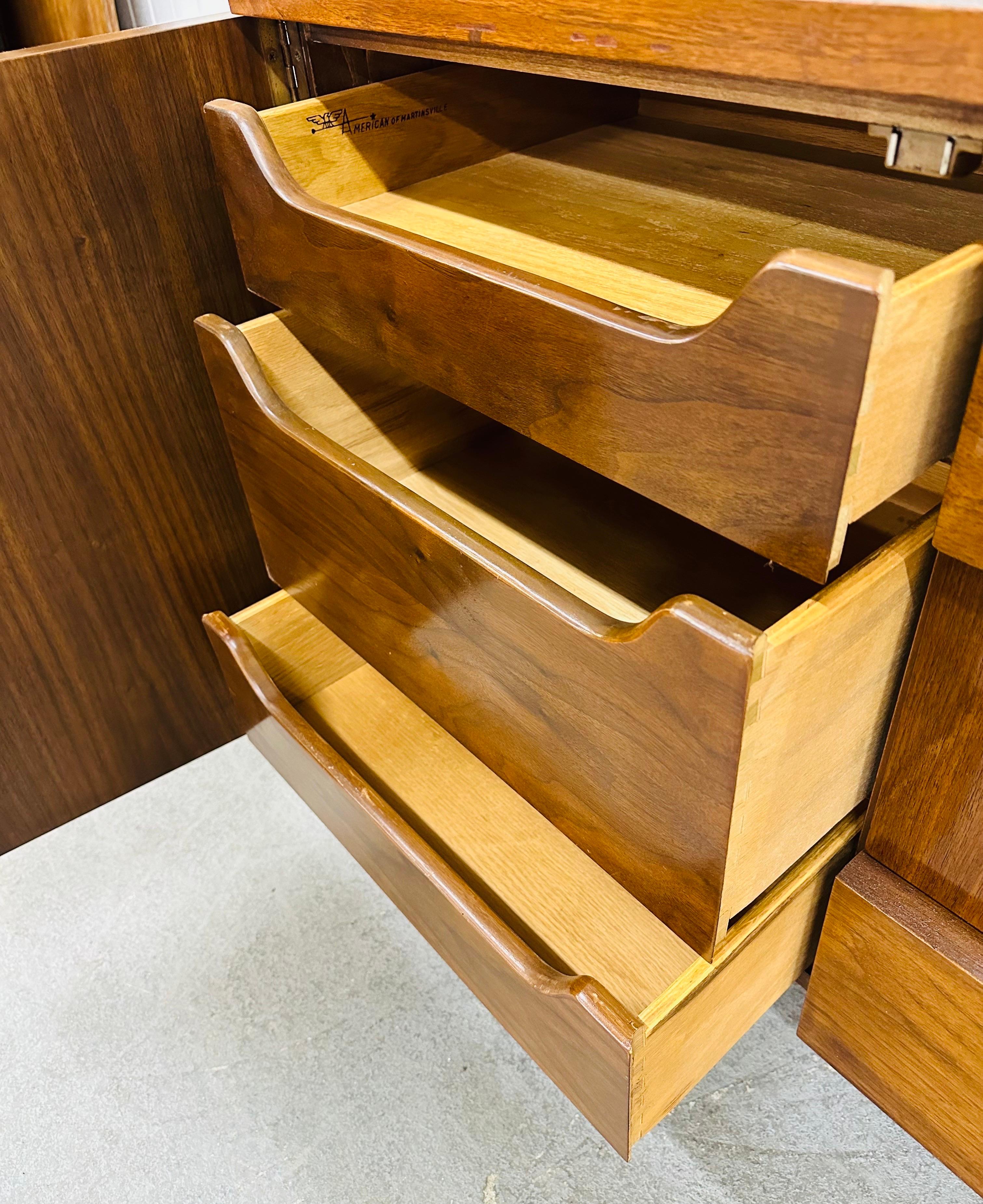 Mid-Century Modern American of Martinsville 9-Schubladen-Kommode 1