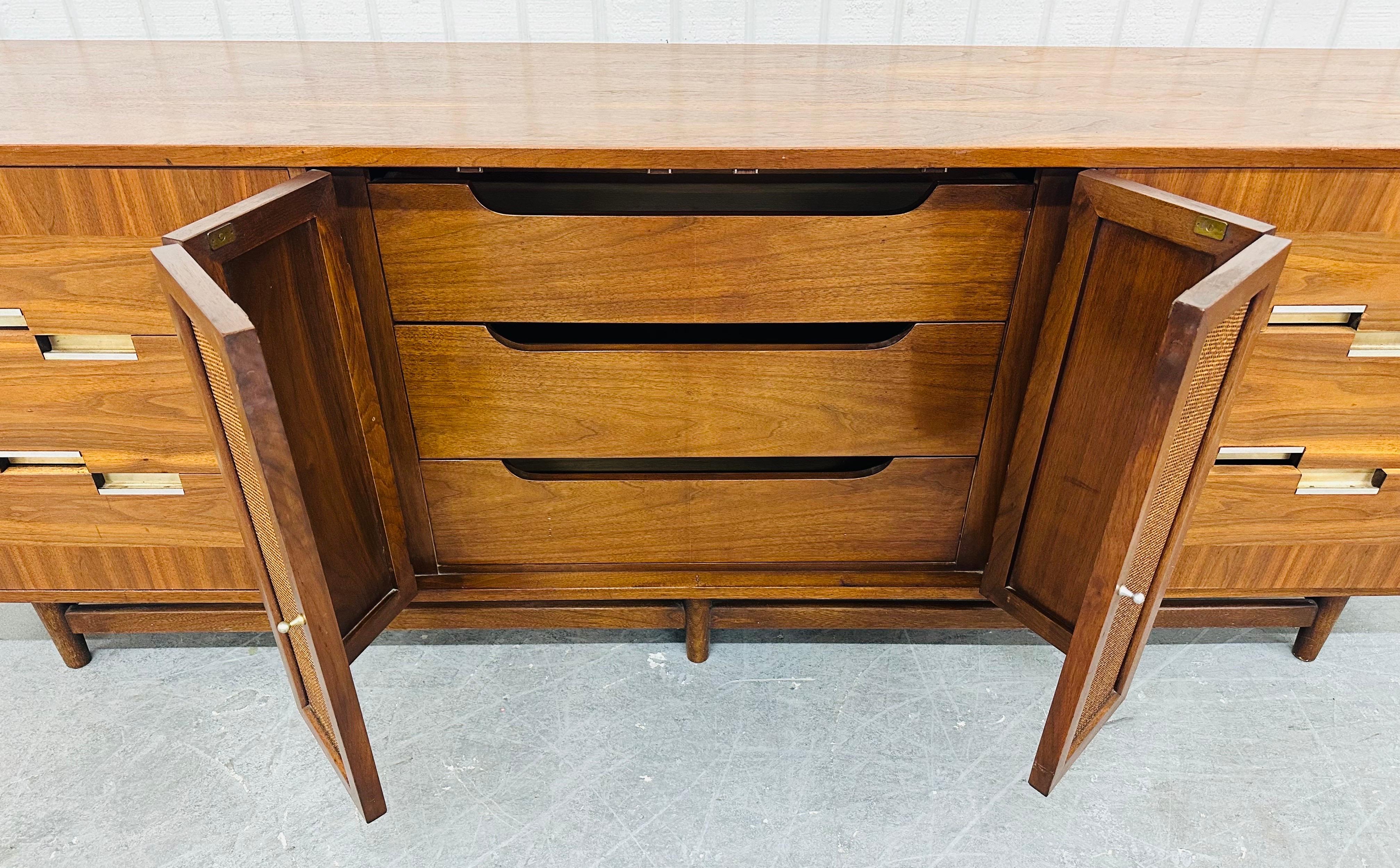 Mid-Century Modern American of Martinsville Accord Walnut Sideboard 3