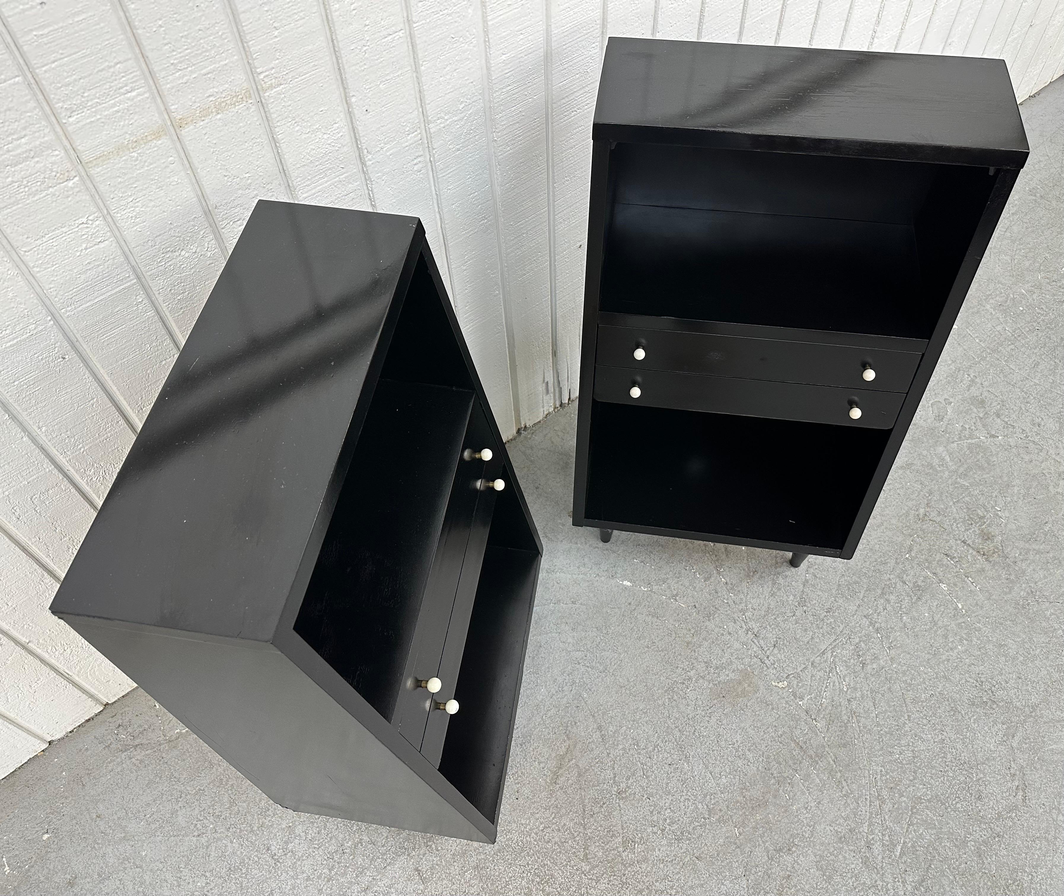 20th Century Mid-Century Modern American of Martinsville Black Lacquered Nightstands