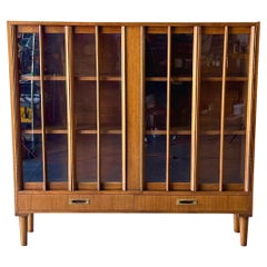 Mid-Century Modern American of Martinsville Bookcase Display Cabinet