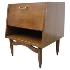 Mid-Century Modern American of Martinsville Merton Gershun 'Dania' Nightstand