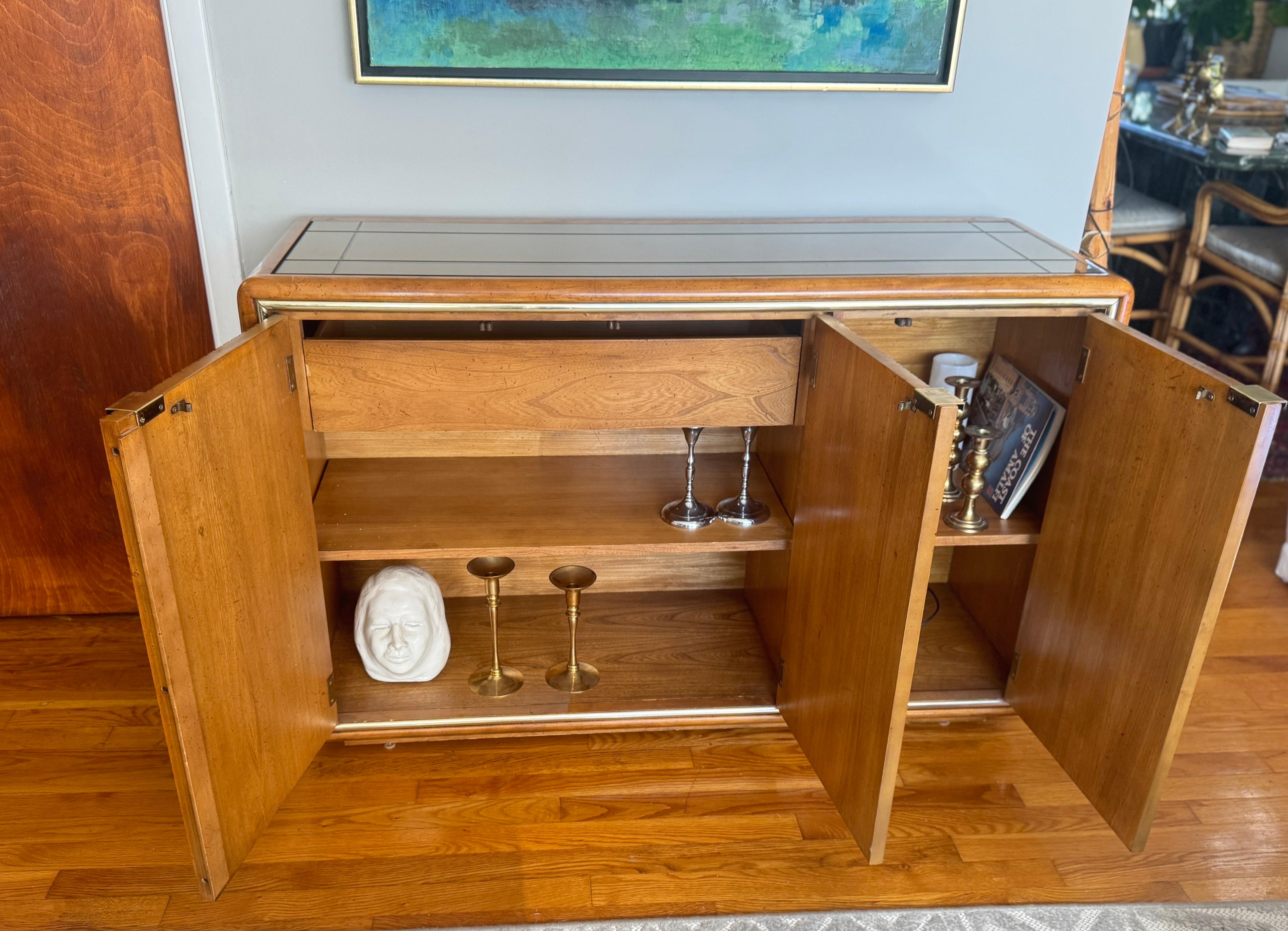Mid-Century Modern American of Martinsville Server with Mirrored Top 5