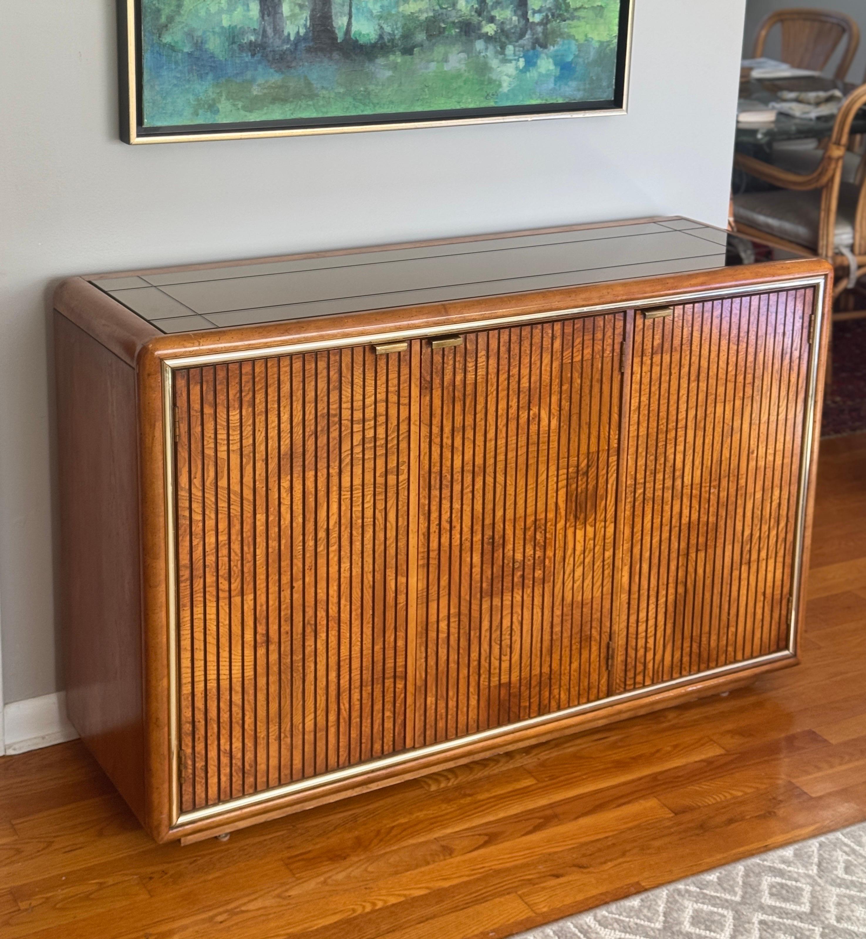 Mid-Century Modern American of Martinsville Server with Mirrored Top 3