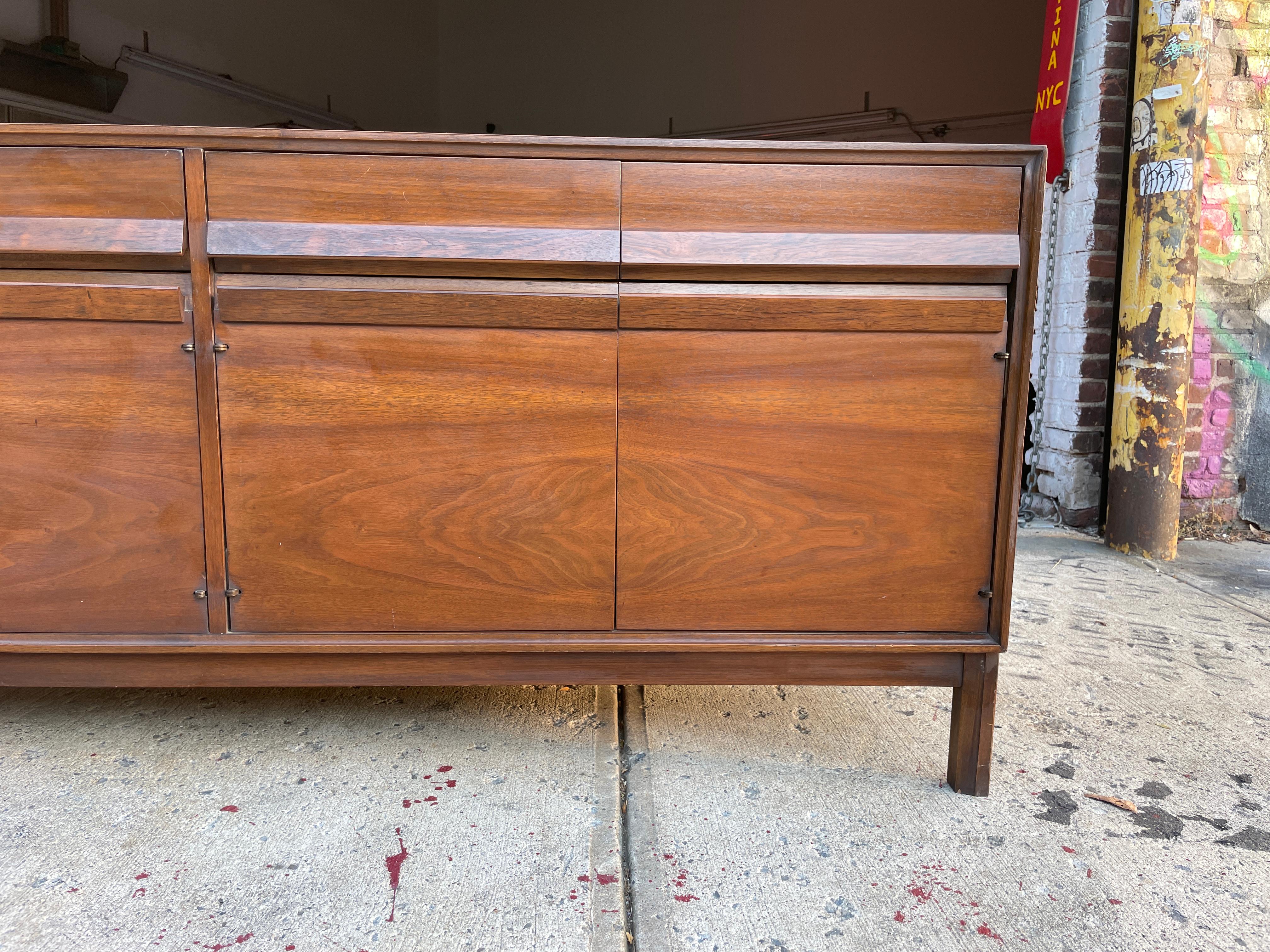 Woodwork Mid-Century Modern American of Martinsville Walnut Credenza Dresser Cabinet