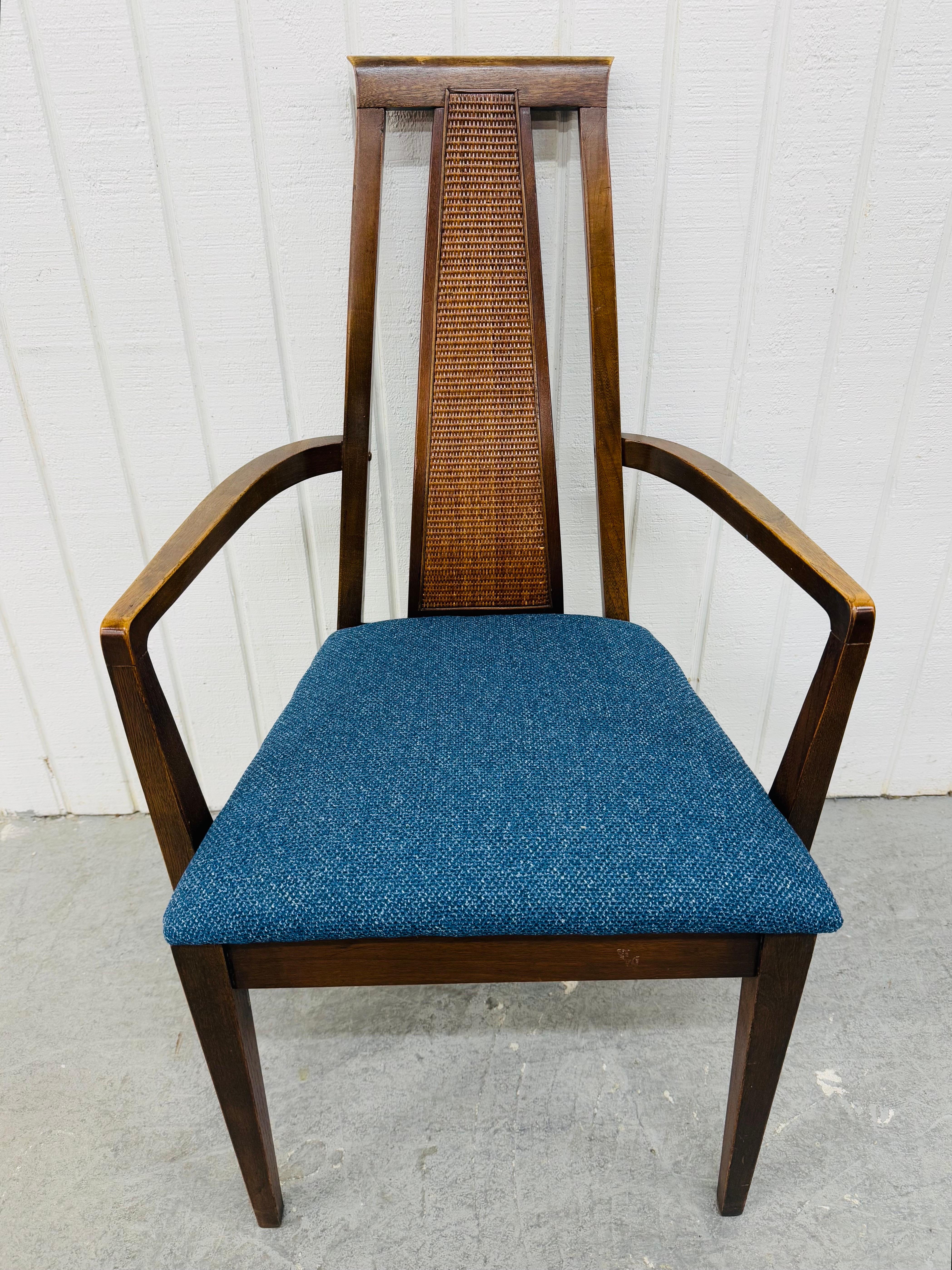 20th Century Mid-Century Modern American of Martinsville Walnut Dining Chairs - Set of 6 For Sale