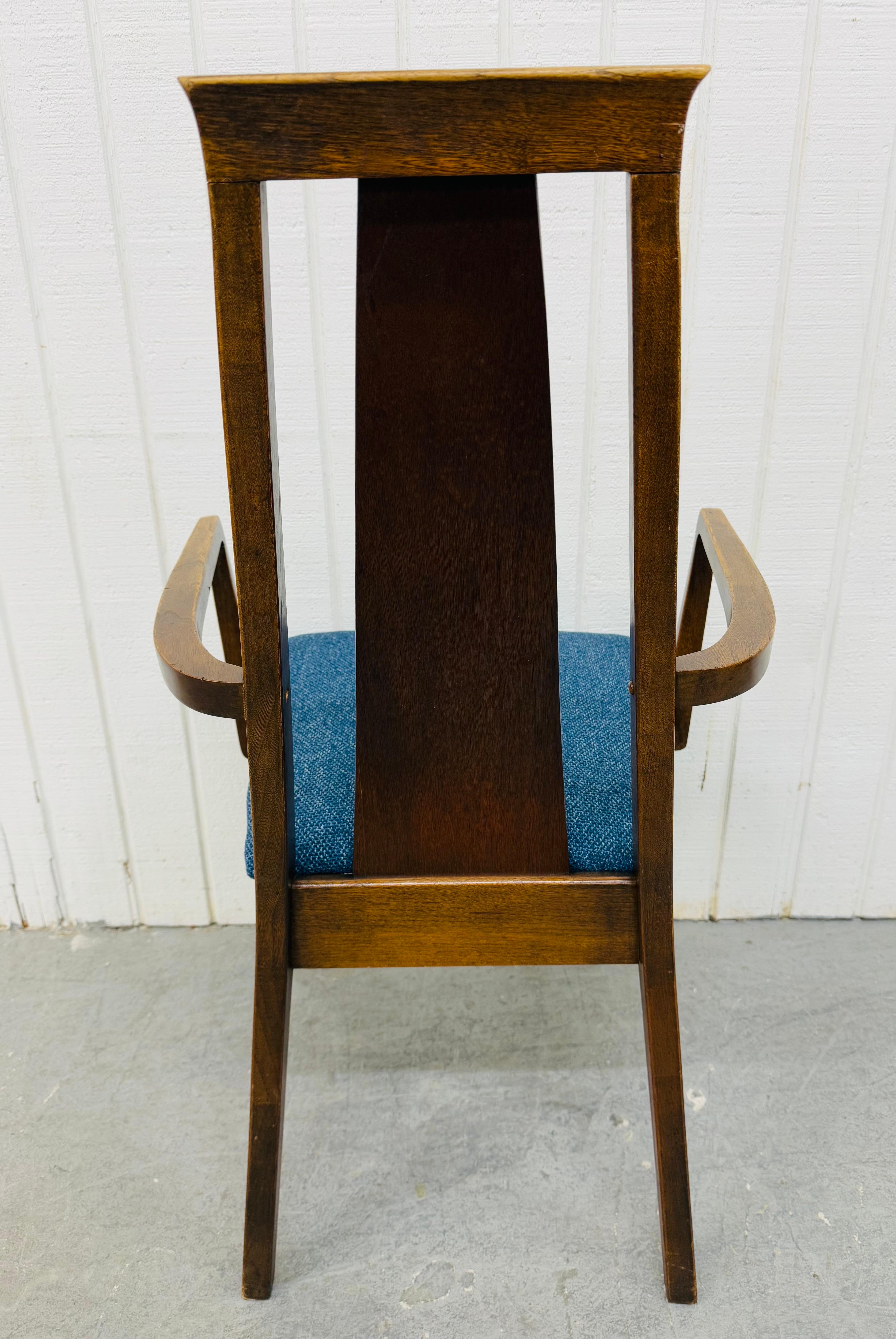 Mid-Century Modern American of Martinsville Walnut Dining Chairs - Set of 6 For Sale 1