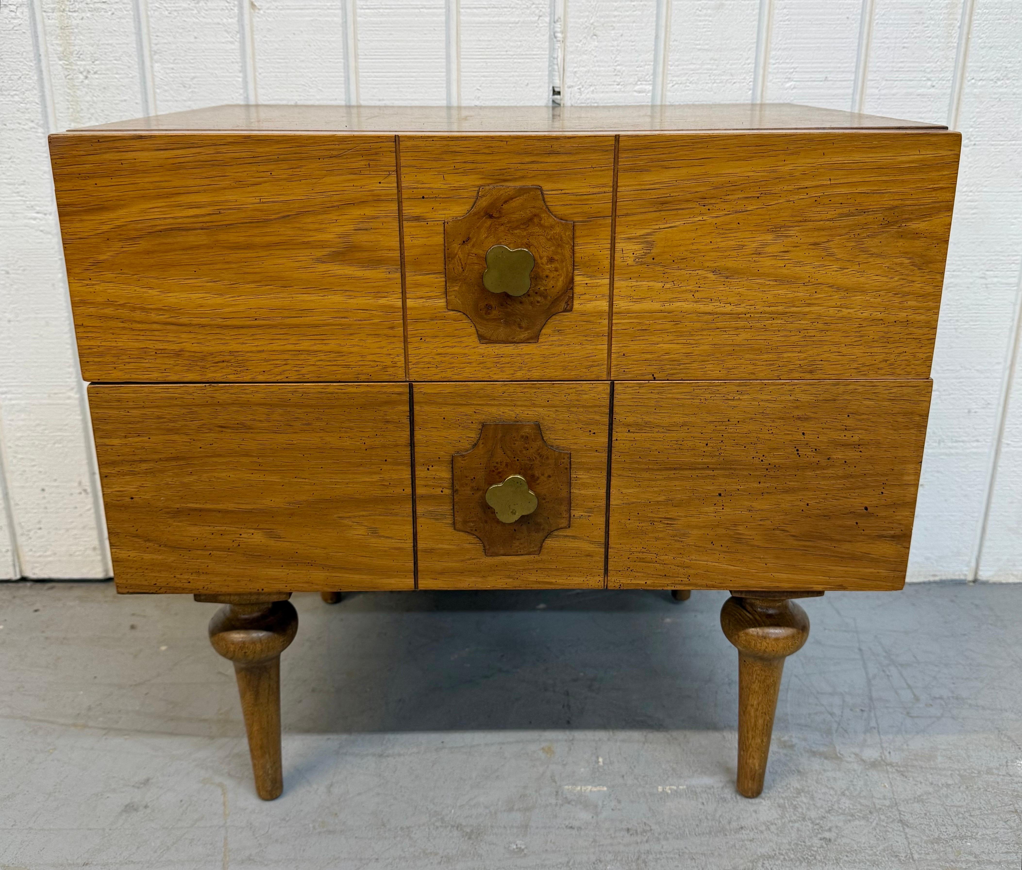 Mid-Century Modern American of Martinsville Walnut Nightstands - Set of 2 2