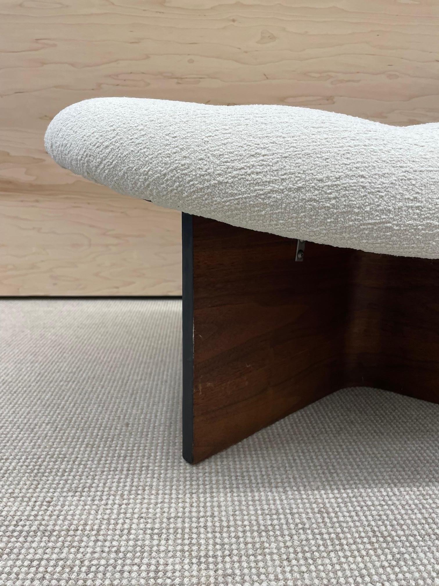 Mid-Century Modern, Footstool, White Boucle, Walnut, United States, 1960s For Sale 1