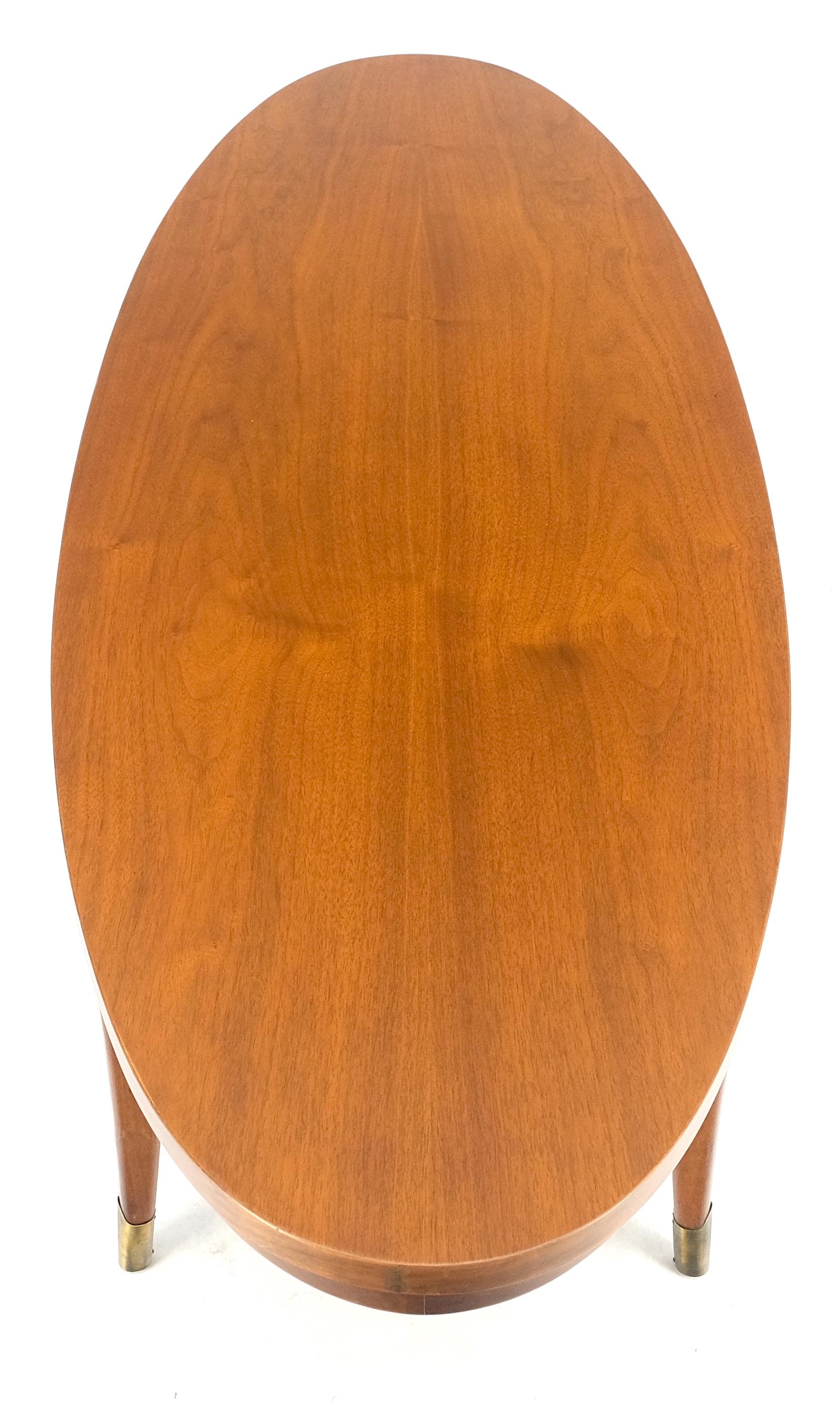 Mid Century Modern American Walnut Oval One Drawer Tapered Leg Coffee Table MINT For Sale 4