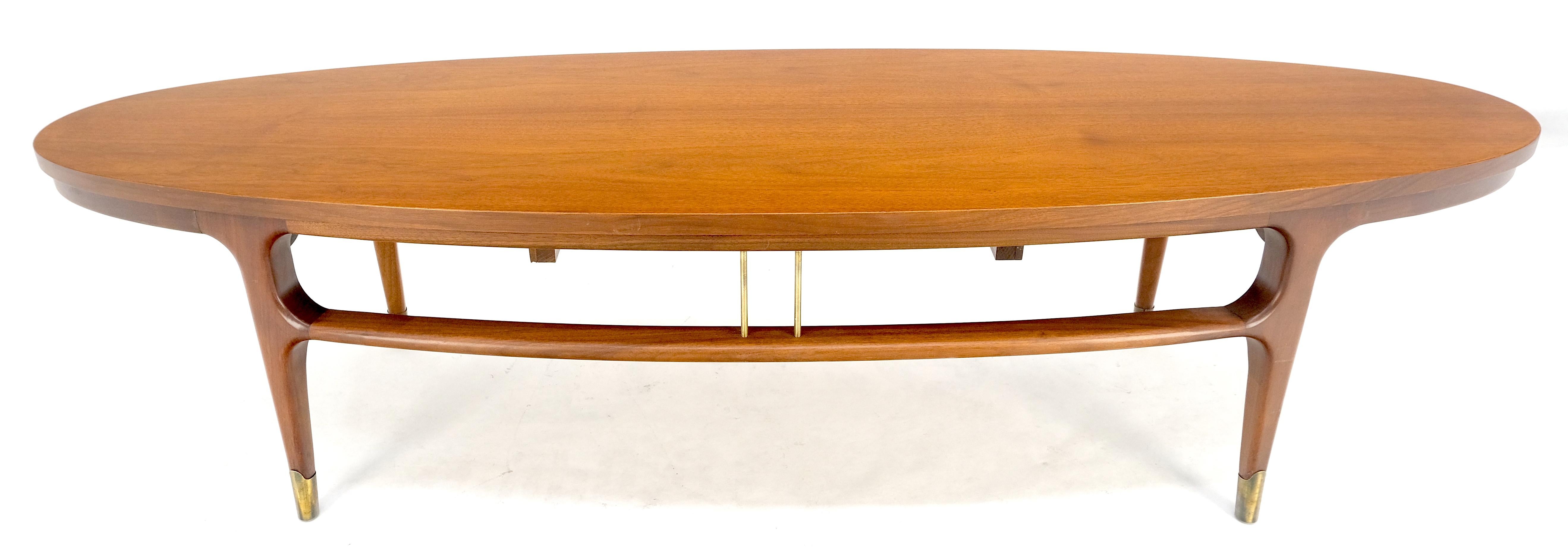 Mid Century Modern American Walnut Oval One Drawer Tapered Leg Coffee Table MINT For Sale 5