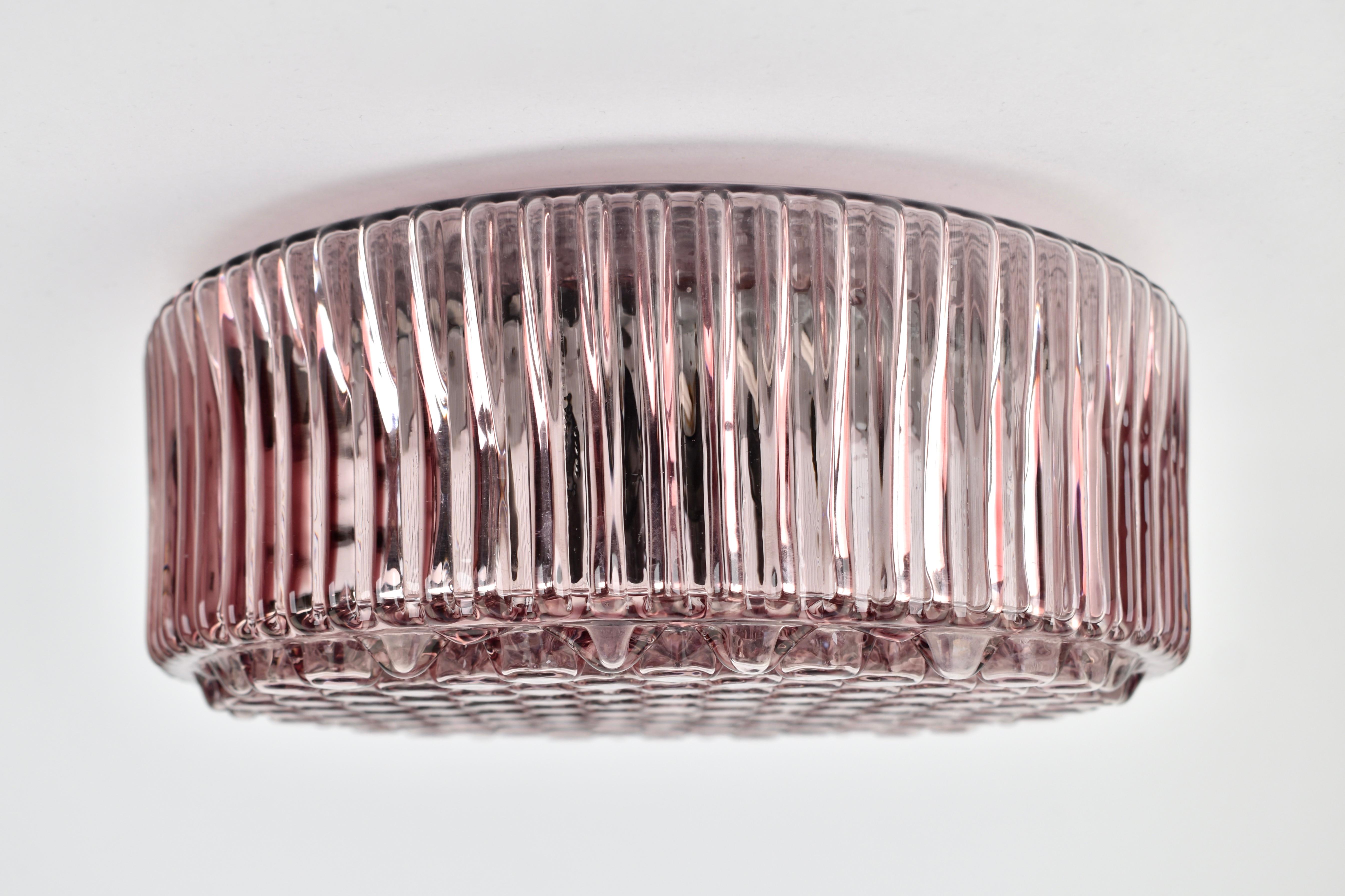 Empotrable de cristal violeta amatista Mid Century Modern, años 70 Alemán en venta