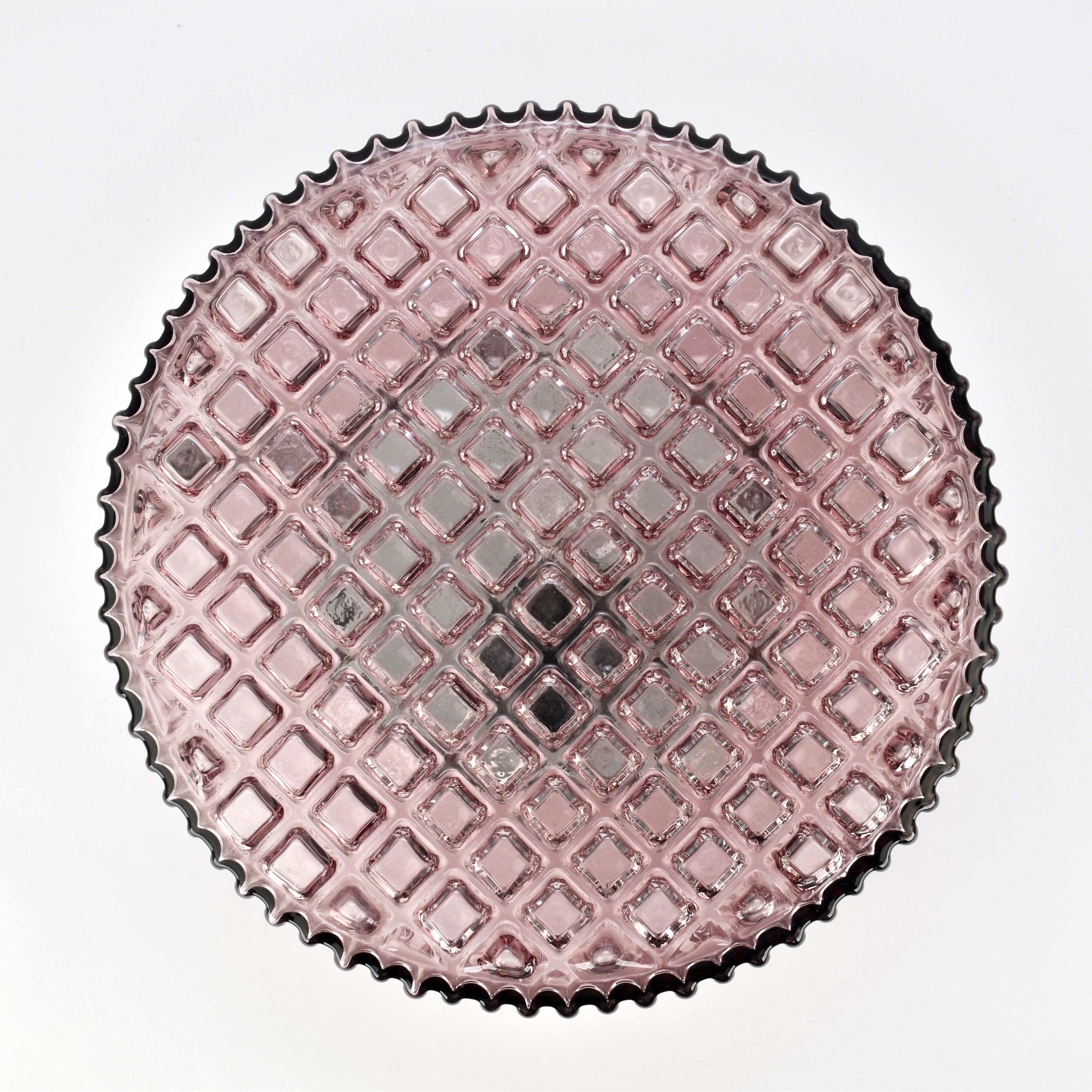 Empotrable de cristal violeta amatista Mid Century Modern, años 70 mediados del siglo XX en venta