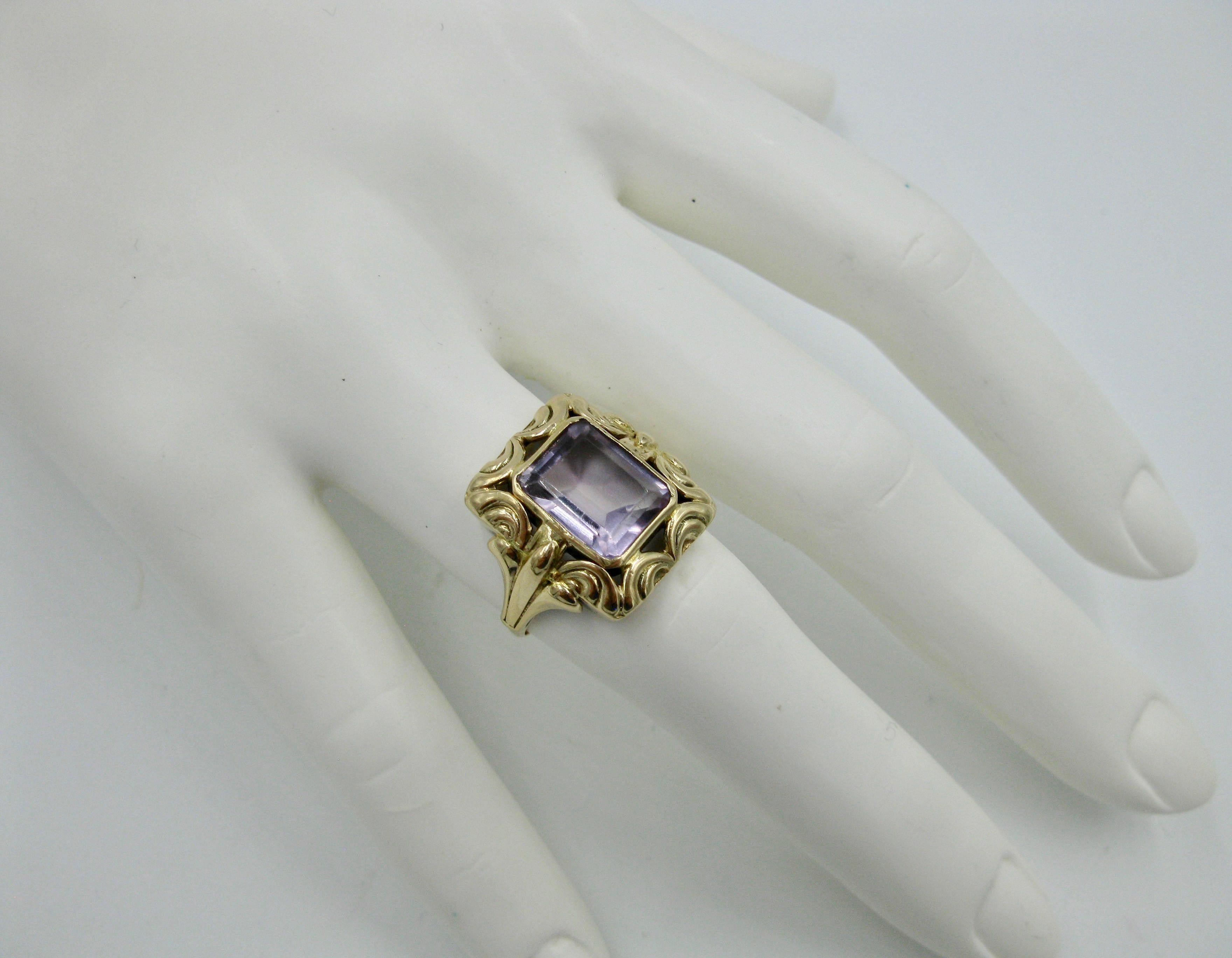 Mid-Century Modern Amethyst Ring Finland 14 Karat Gold 1957 Modernist Eames Era For Sale 2