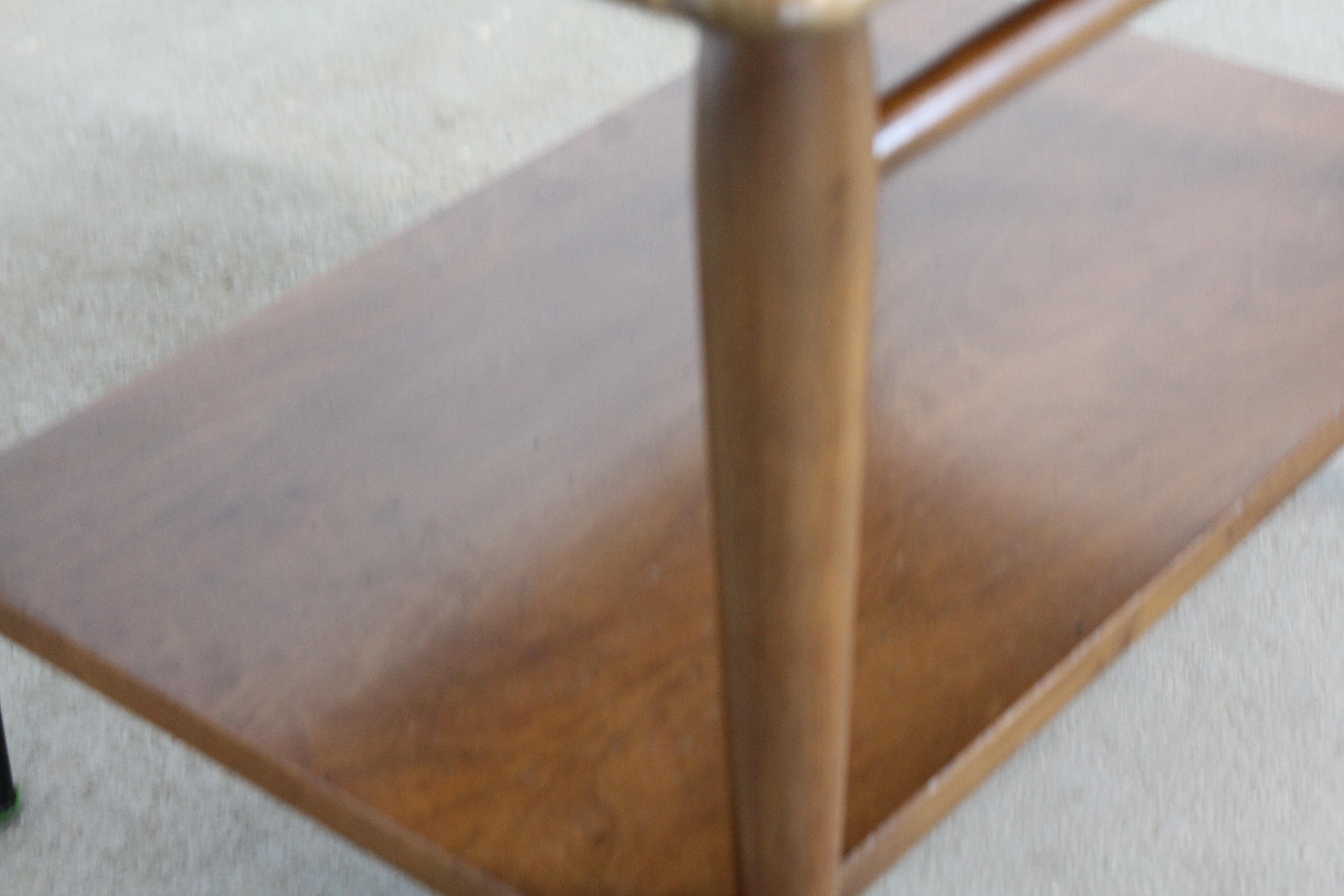 Mid-Century Modern Andre Bus Lane 'Acclaim' 2-Tiered End Table 900-05 5
