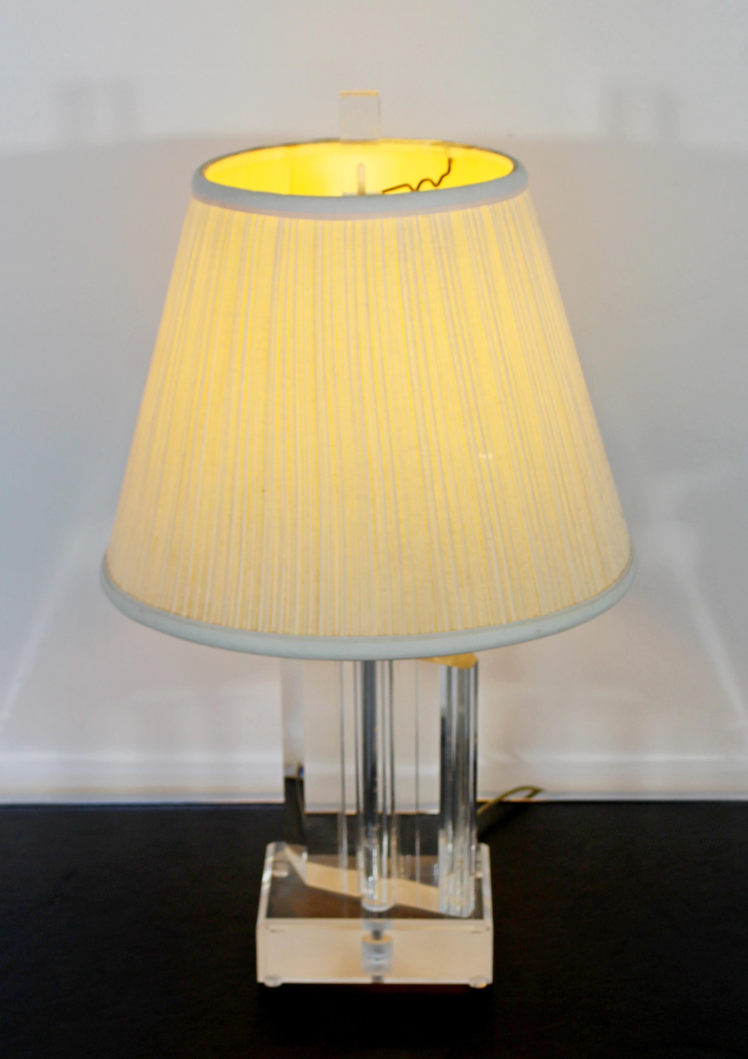 American Mid-Century Modern Angled Lucite Table Lamp Springer Era 1970s Original Finial