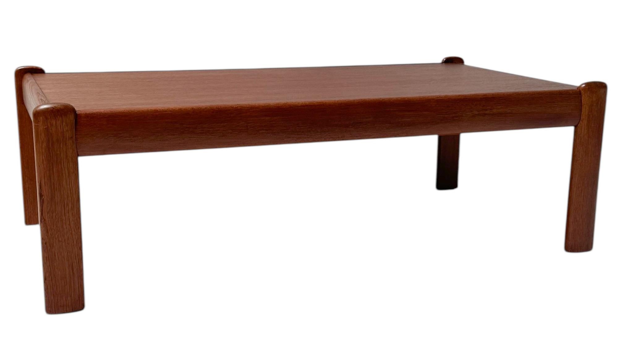 Teak Tavolino da caffè grande Knoll Antimott di Walter Knoll / Wilhelm Knoll in vendita