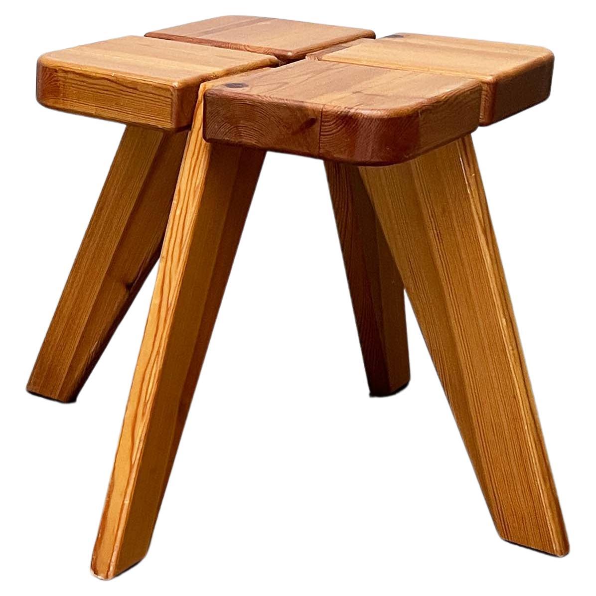 Mid-Century Modern Apila Pinewood Stool from Finland attributed to Rauni Peippo For Sale