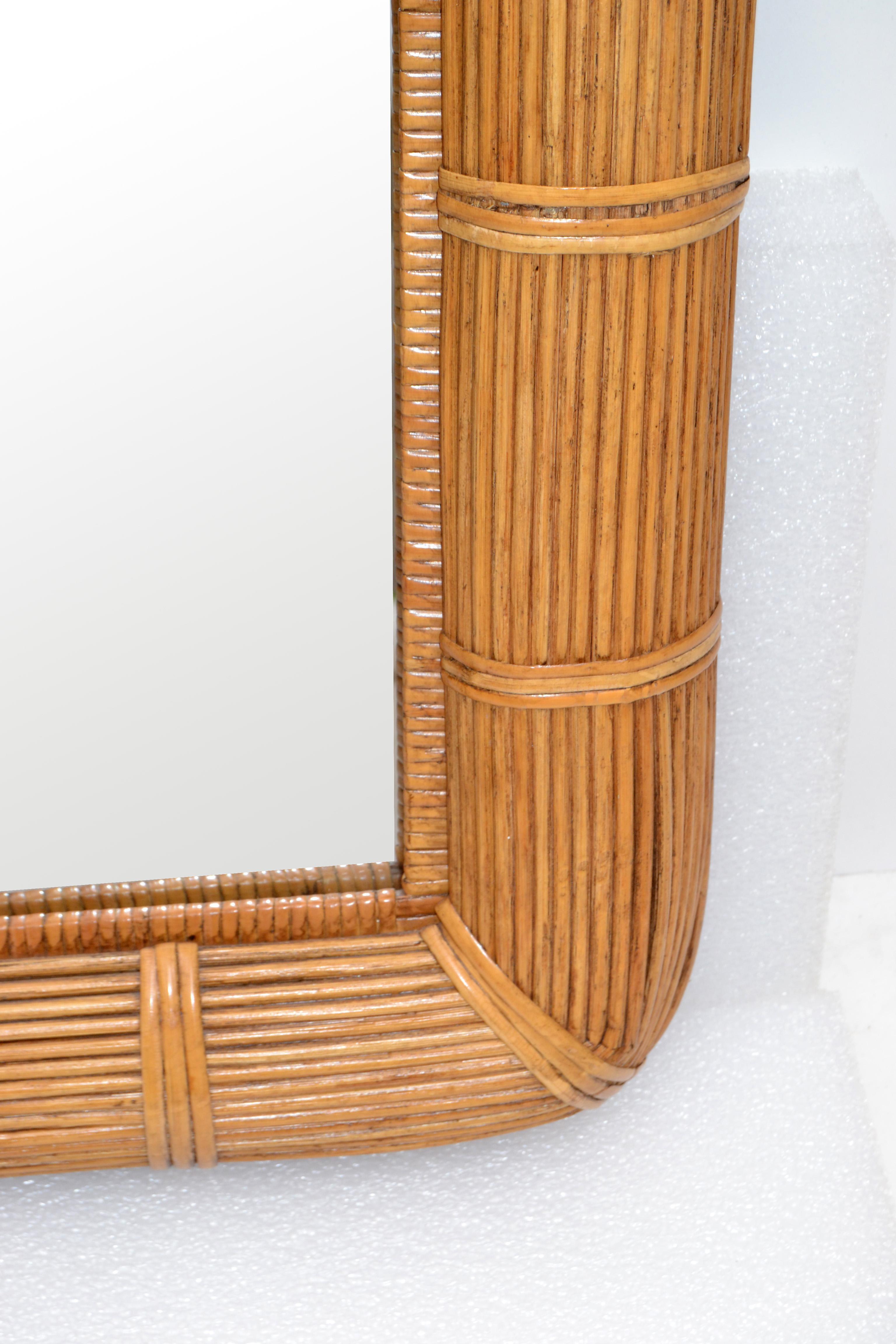 Mid-Century Modern Arch Handwoven Pencil Reed & Wicker Wall Mirror Bohemian Chic For Sale 3