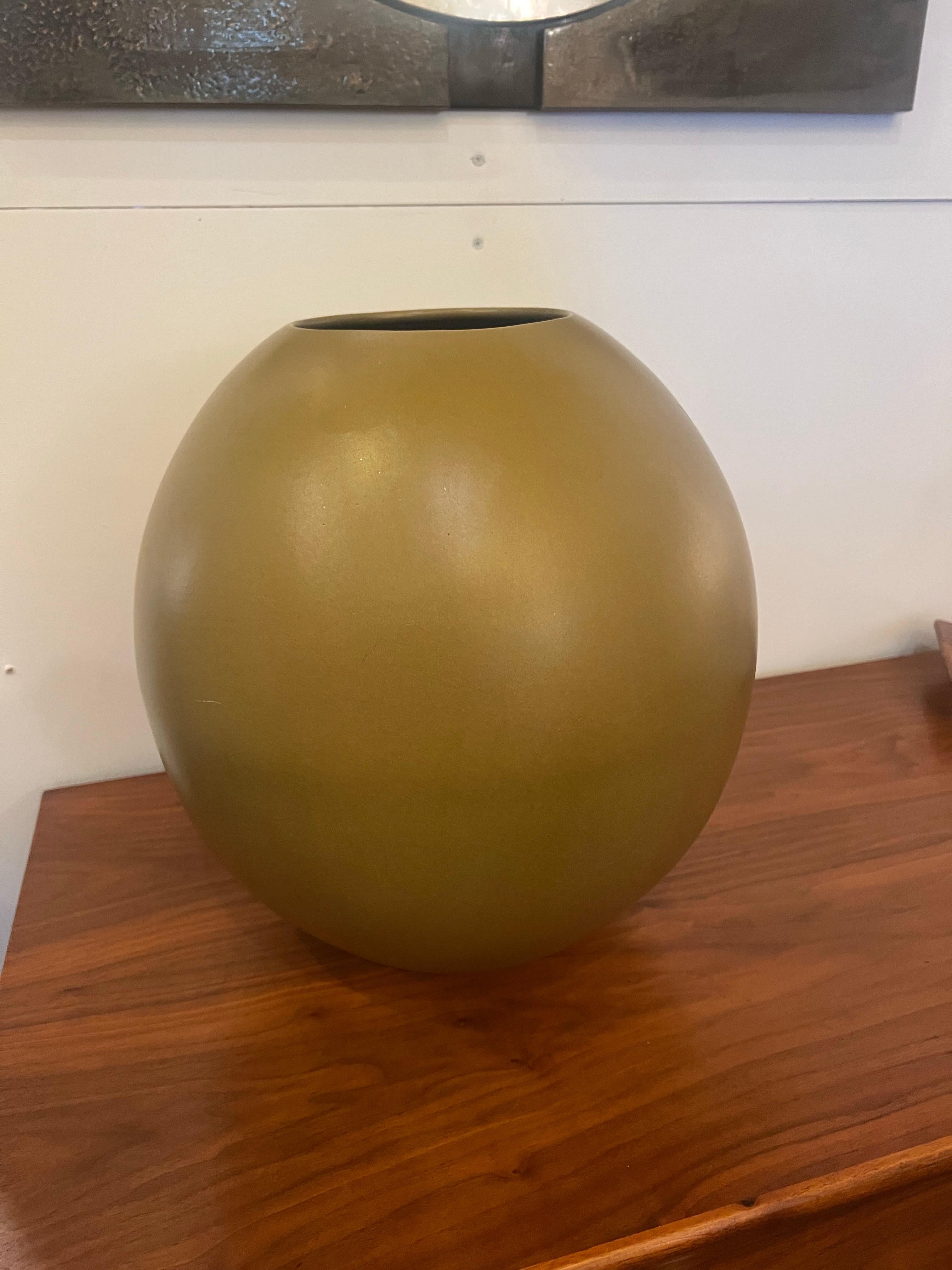 Mid-Century Modern Jardinière en poterie Architectural Modern du milieu du siècle par Marilyn Kay Austin en vente