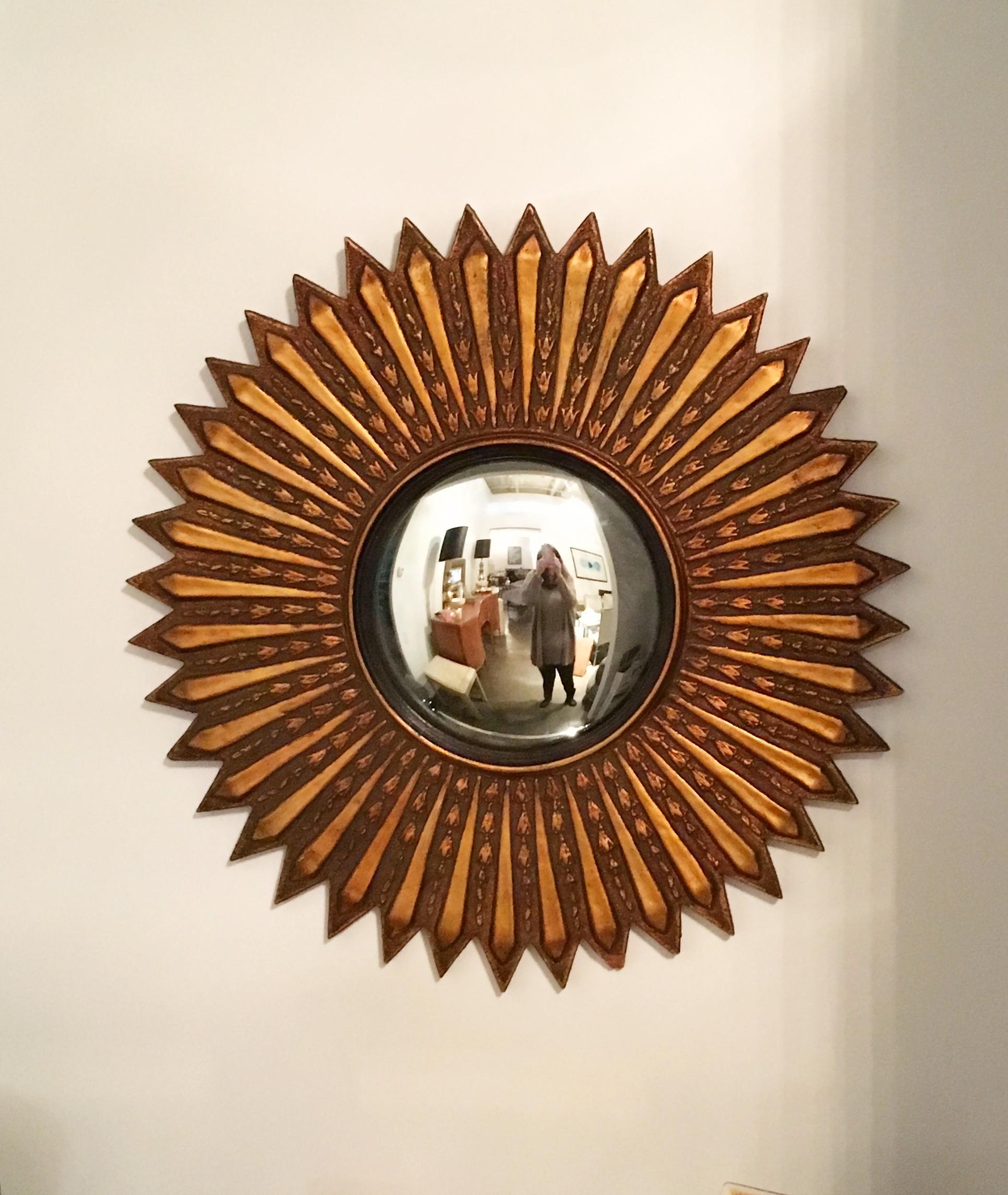 20th Century Mid-Century Modern Argentinean Restored Gilded Wood Sunburst Convex Wall Mirror For Sale