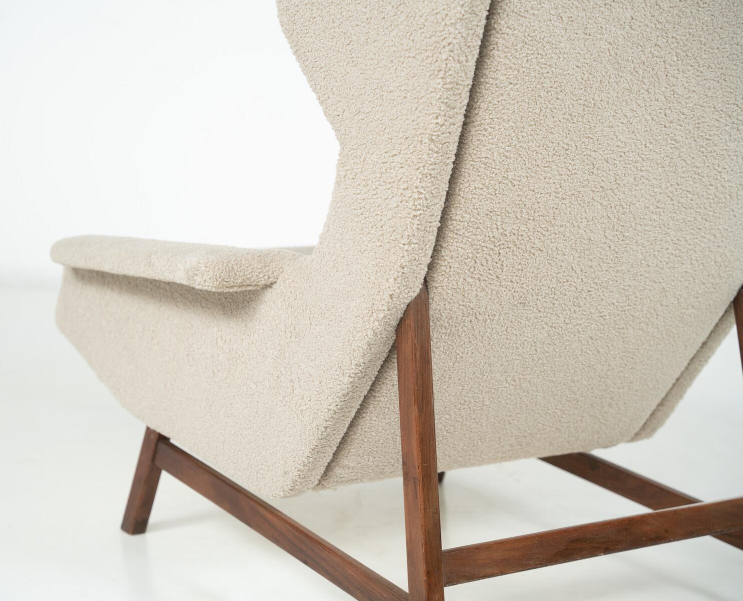 Mid-Century Modern Armchair 877 by Gianfranco Frattini for Cassina For Sale 2