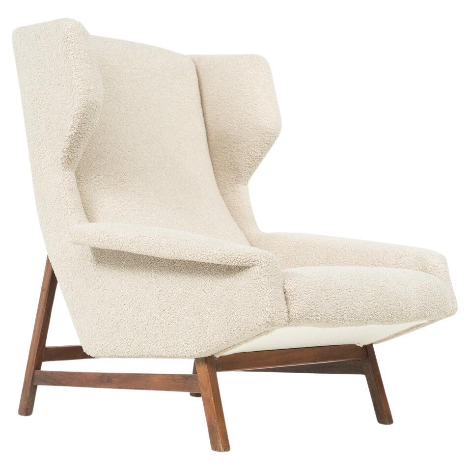 Mid-Century Modern Armchair 877 by Gianfranco Frattini for Cassina For Sale