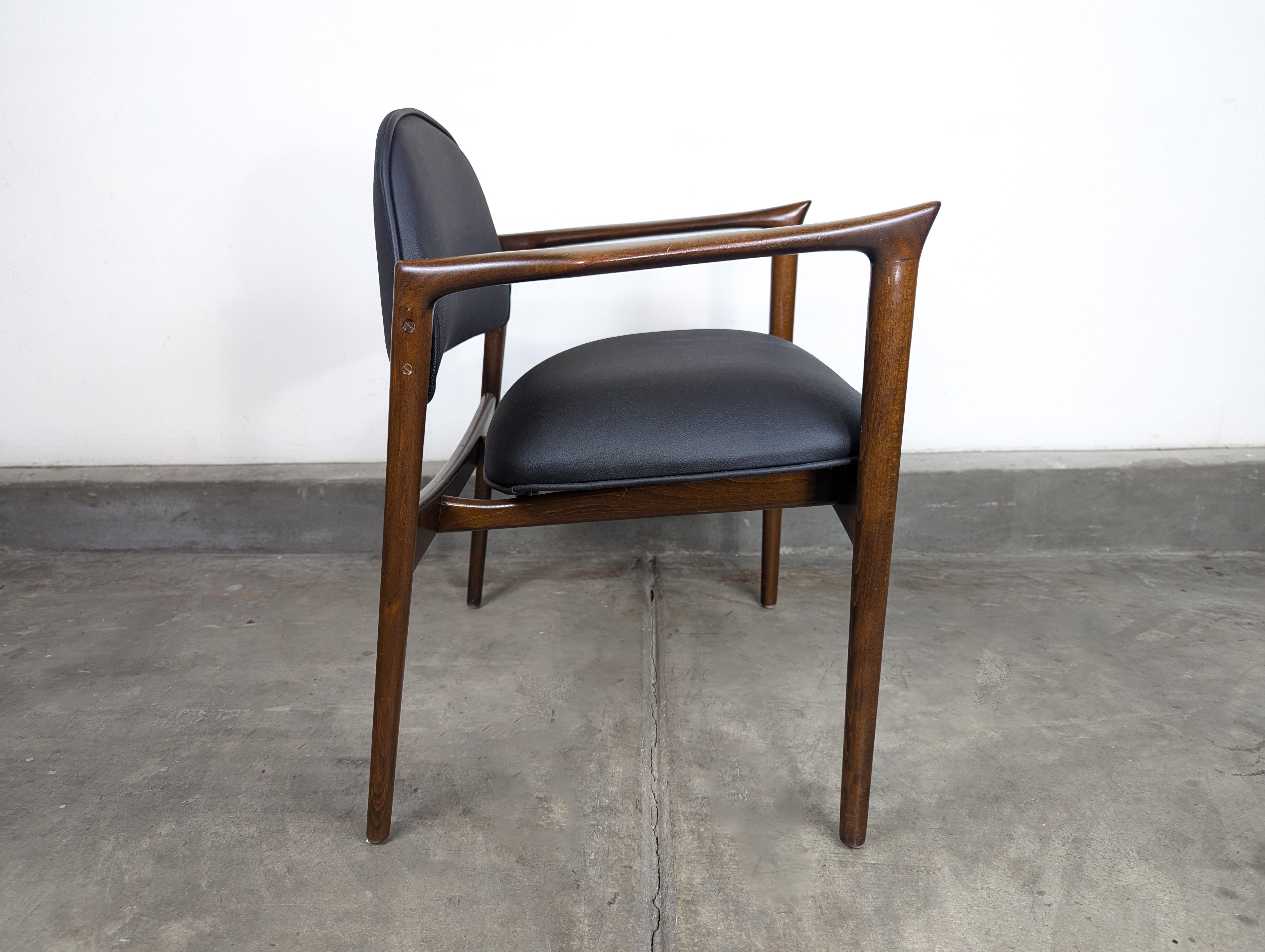 Sillón moderno de mediados de siglo de Ib Kofod-Larsen para Selig, c1960s Moderno de mediados de siglo en venta
