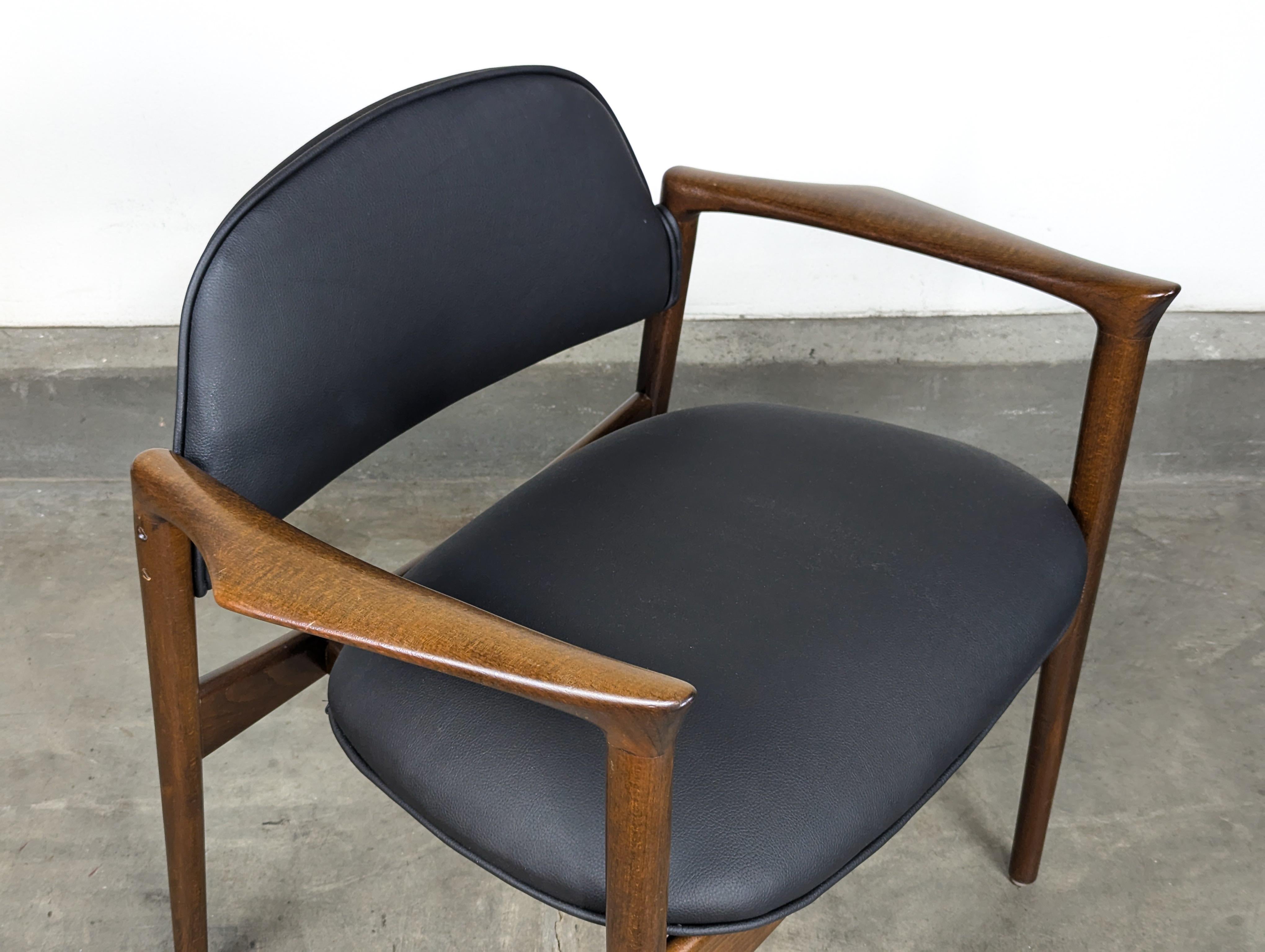 Sillón moderno de mediados de siglo de Ib Kofod-Larsen para Selig, c1960s Danés en venta