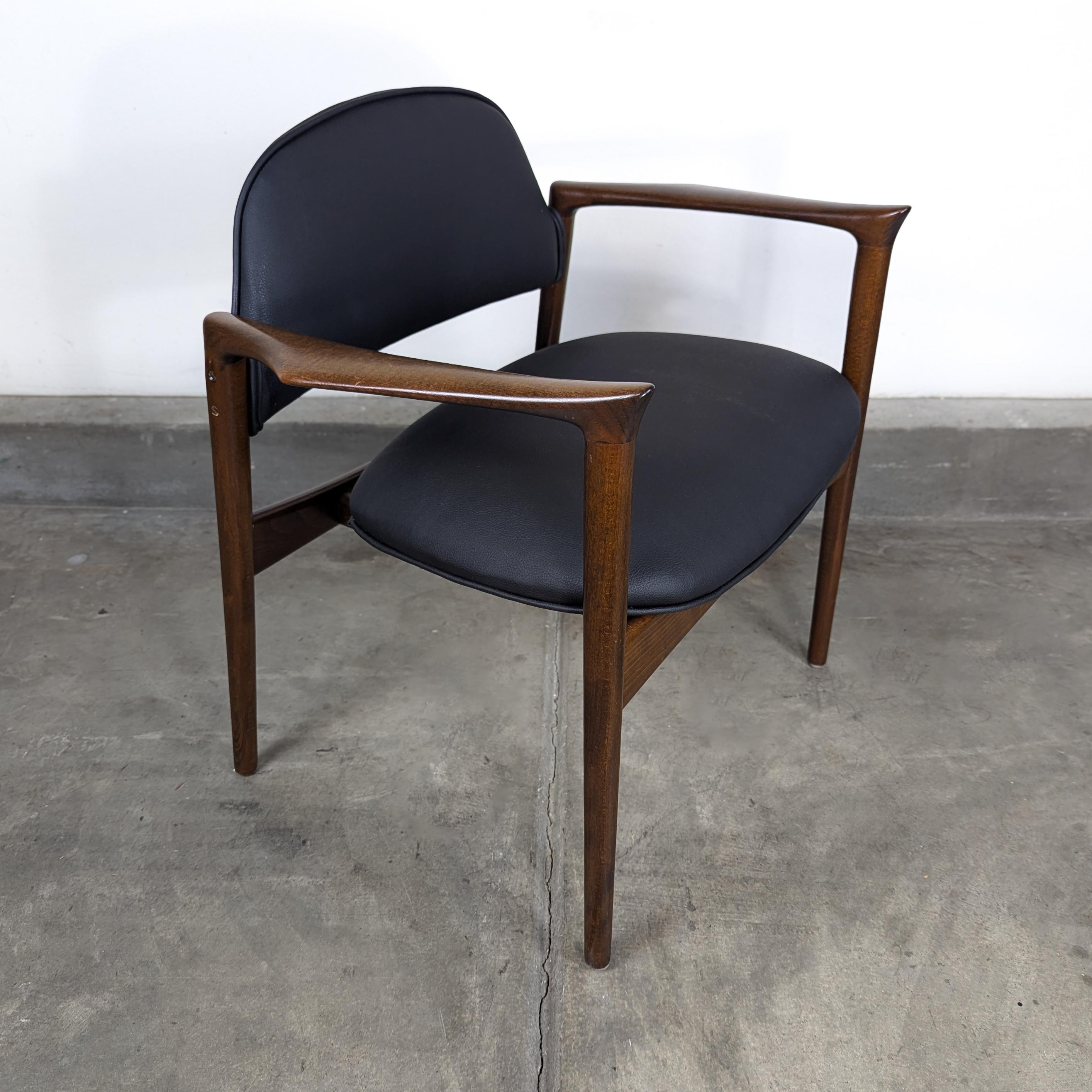 Sillón moderno de mediados de siglo de Ib Kofod-Larsen para Selig, c1960s mediados del siglo XX en venta