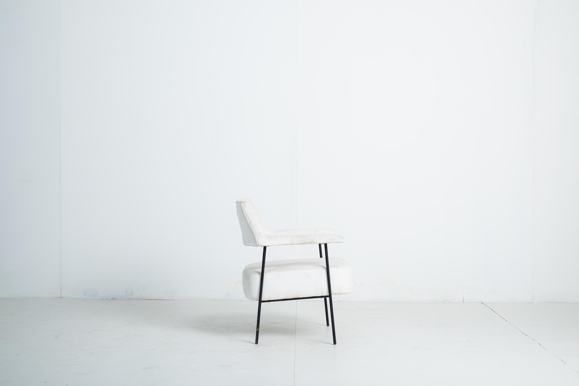 Mid-20th Century Mid-Century Modern Armchair by Joaquim Tenreiro, Brazil, 1960s For Sale