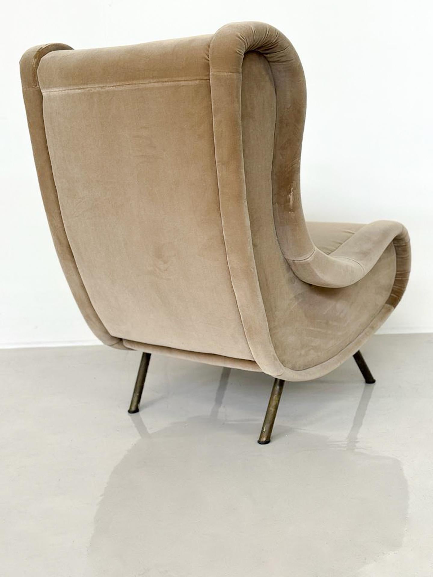 Mid-Century Modern Armchair by Marco Zanuso, Italy, 1960s - New Upholstery In Good Condition For Sale In Brussels, BE