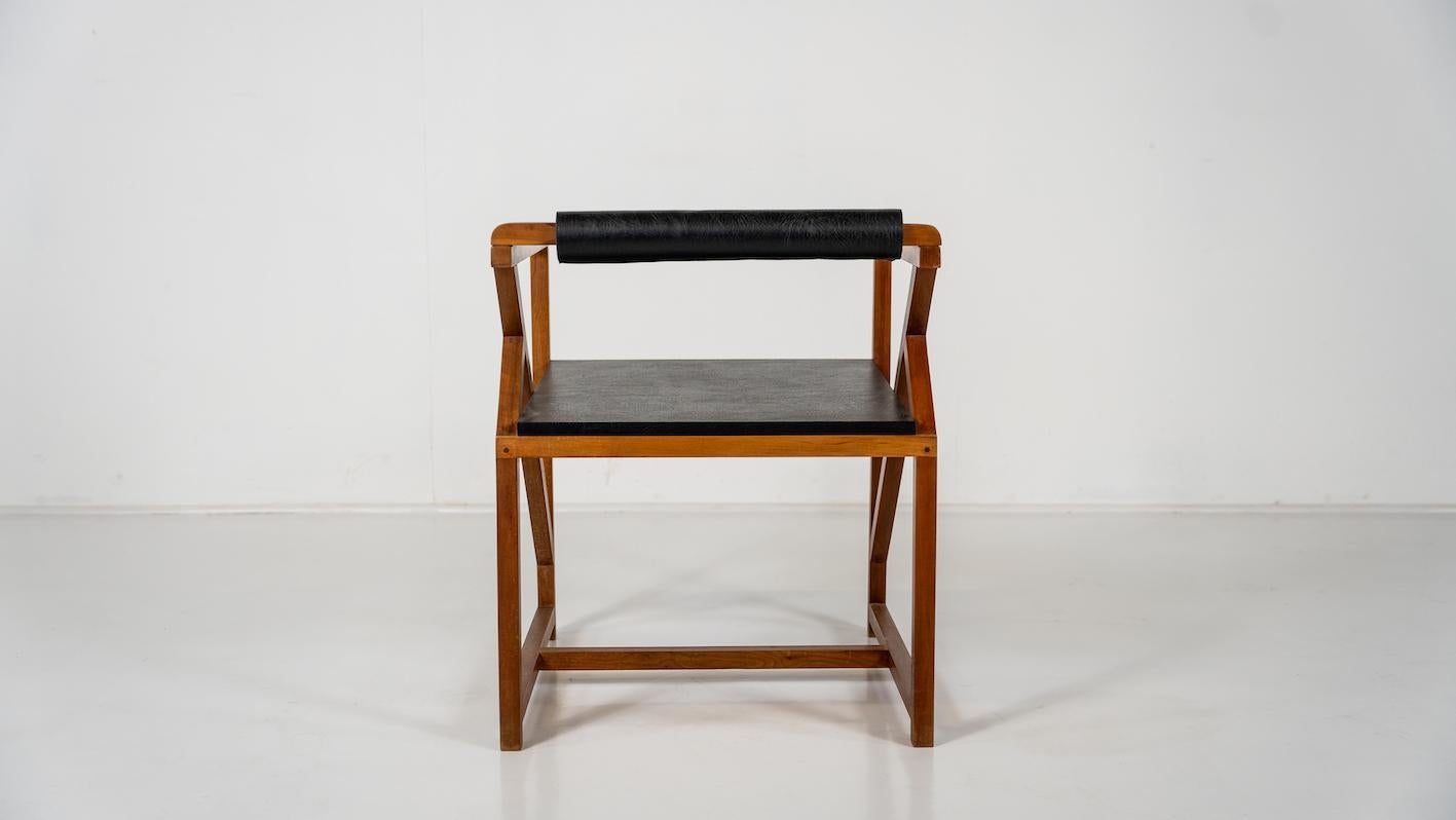 20th Century Mid-Century Modern Armchair, Wood, Italy, 1970s For Sale