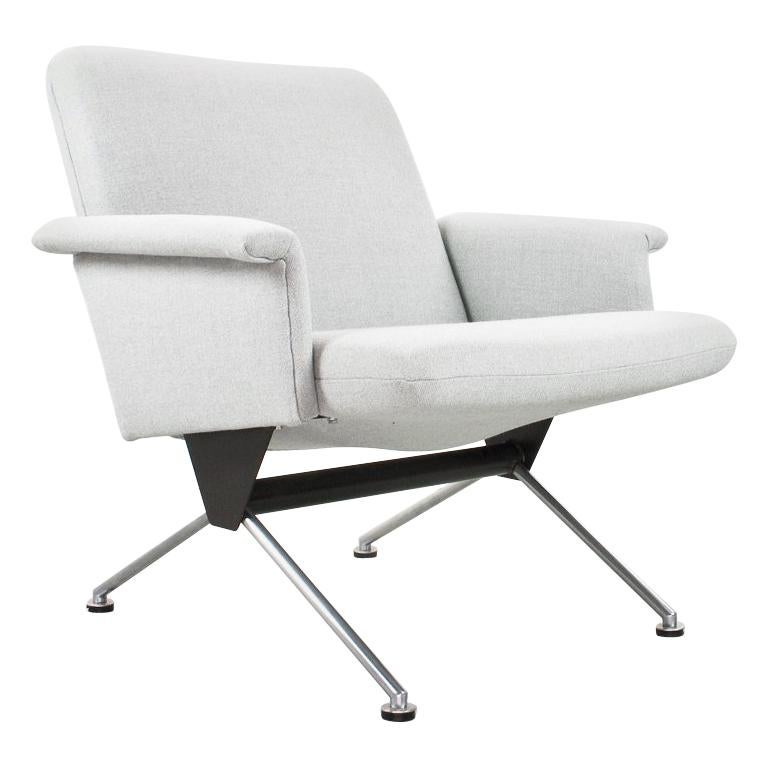 Dutch vintage lounge chair in grey, model 1432, by Andre Cordemeyer, 1961 Gispen