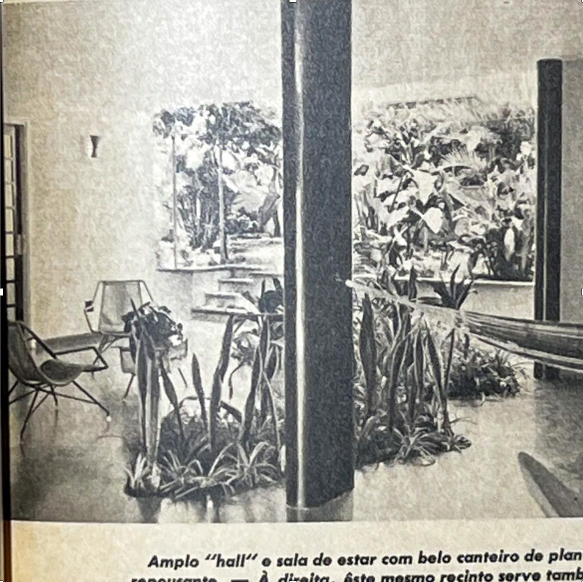 Poltrona moderna di metà secolo in corda sintetica rossa e ferro di Forma, anni '50 In condizioni buone in vendita a New York, NY