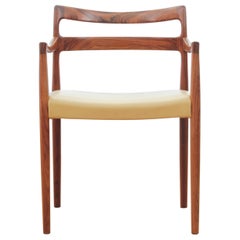Sillón moderno de mediados de siglo en palisandro de Kai Lyngfeldt