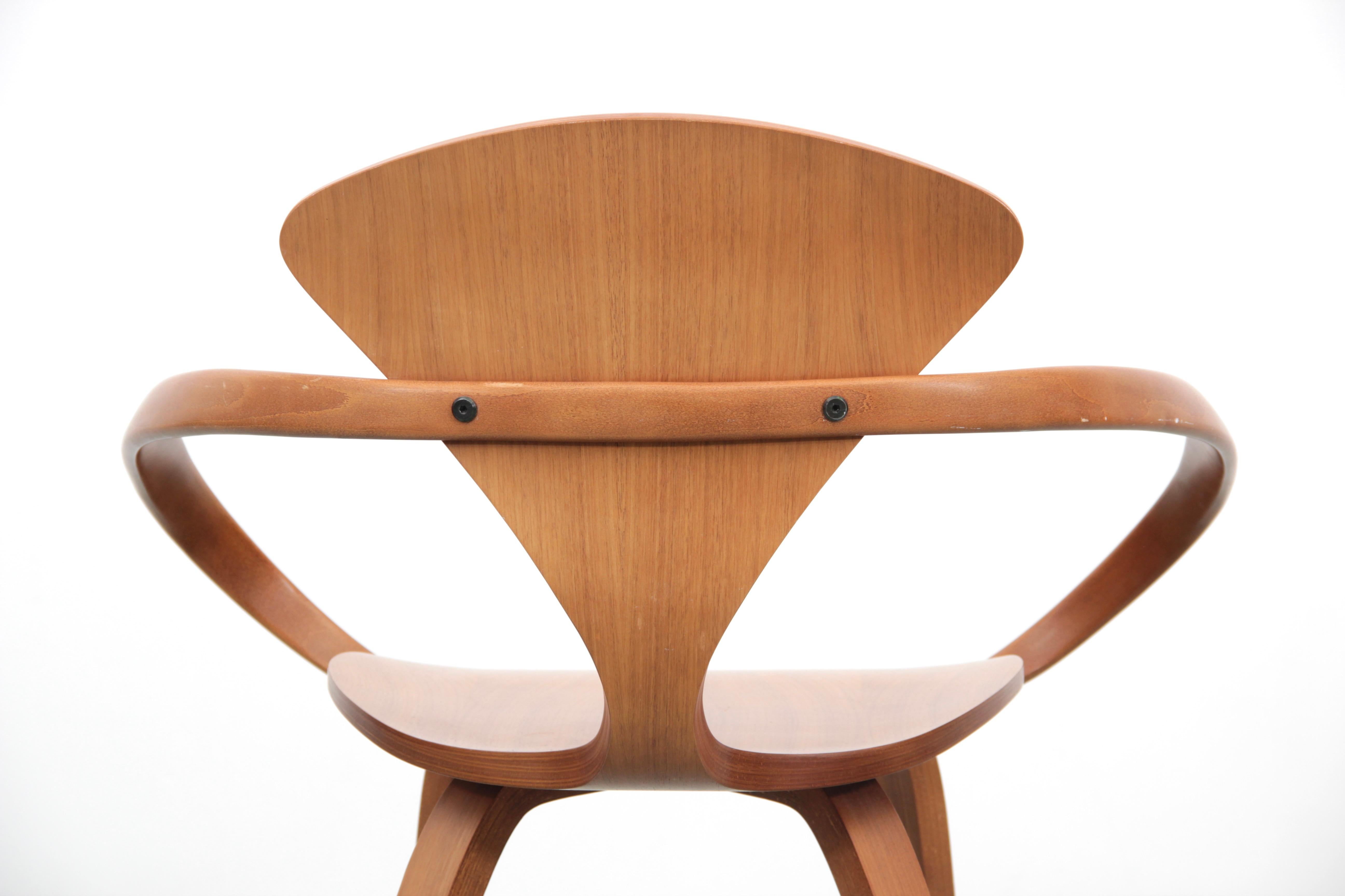 Moderner Sessel aus Nussbaumholz von Norman Cherner aus der Mitte des Jahrhunderts 4