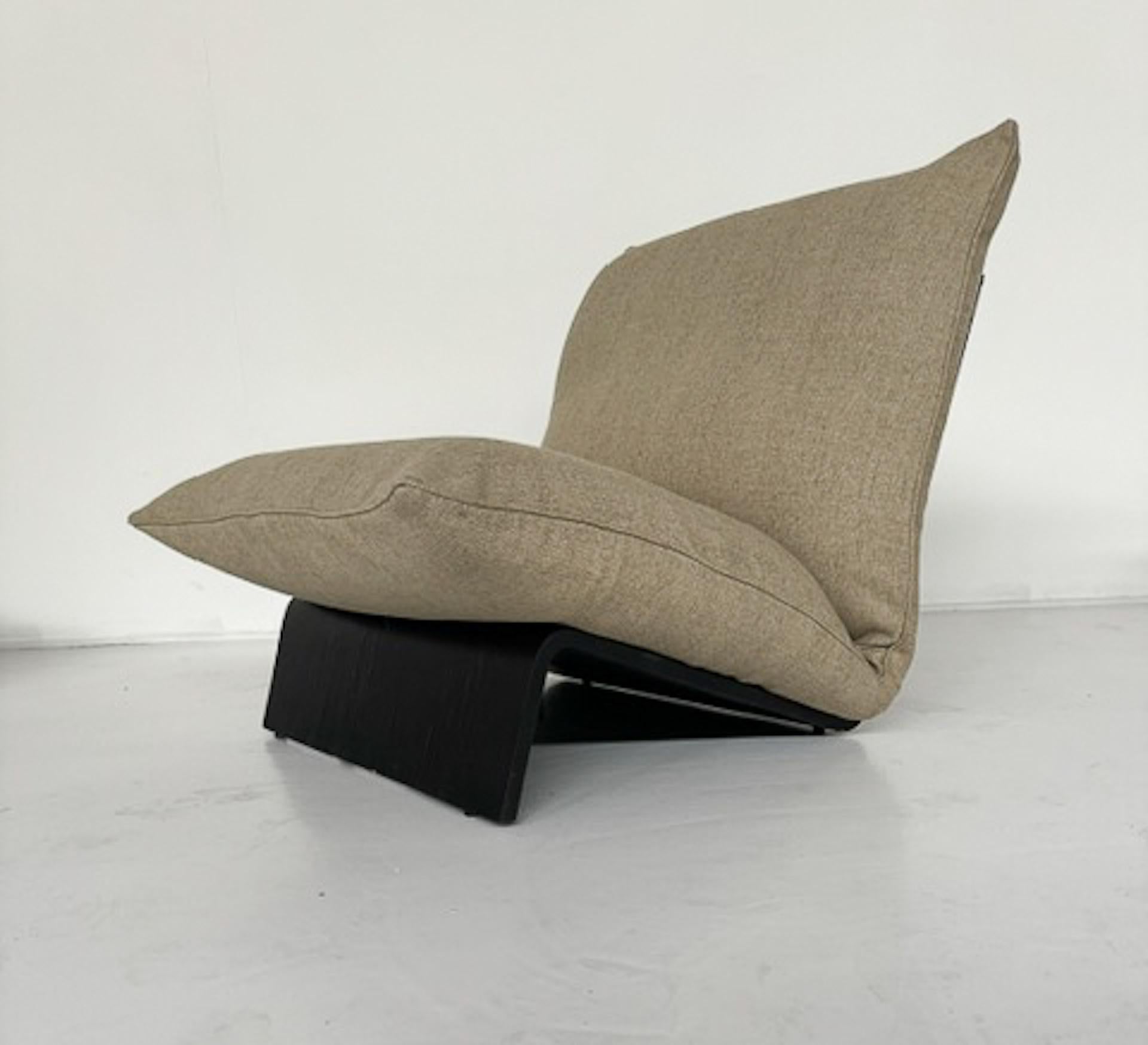 Poltrona moderna di metà secolo, Italia, Wood e Fabrice - 1 ancora disponibile in vendita 4