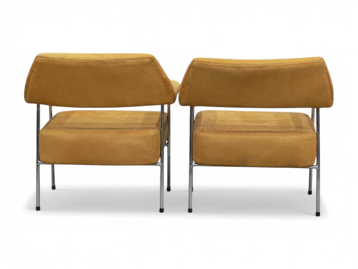 Mid-Century Modern Armchair Set in Metal and Suede by Joaquim Tenreiro, Brazil For Sale 3