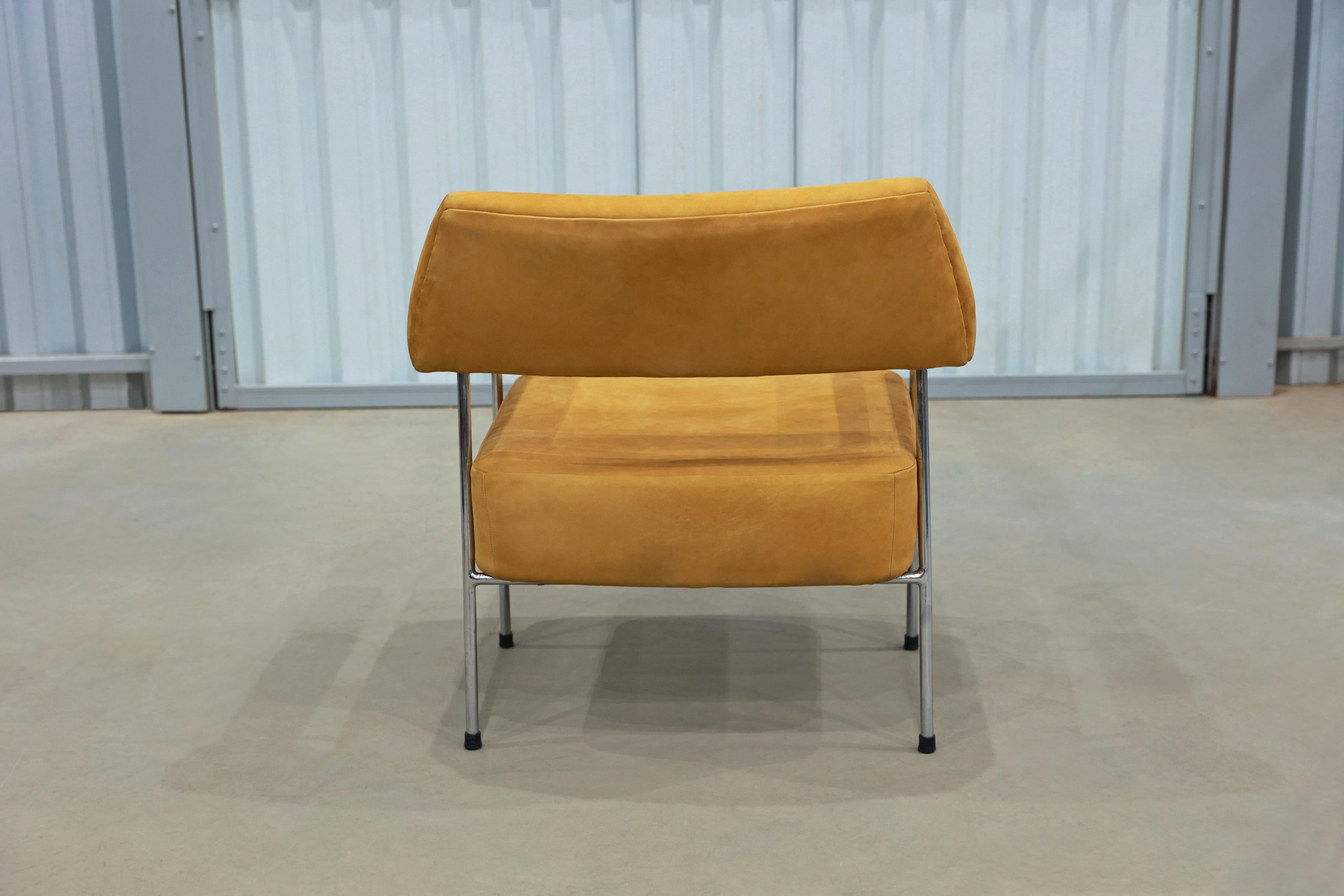 Mid-Century Modern Armchair Set in Metal and Suede by Joaquim Tenreiro, Brazil For Sale 5
