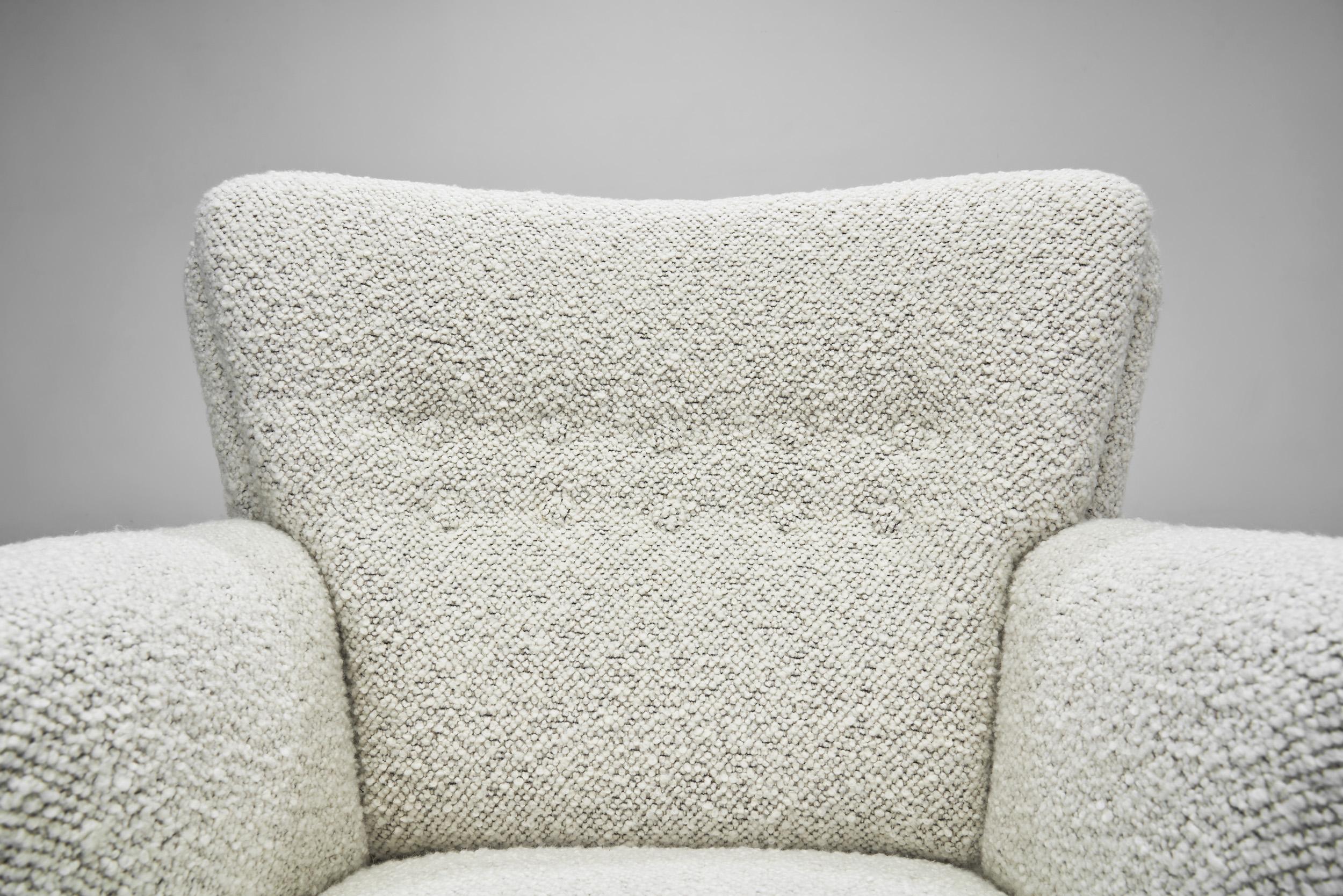 Sillón Moderno de Mitad de Siglo Tapizado en Tela Bouclé, Europa Siglo XX en venta 4