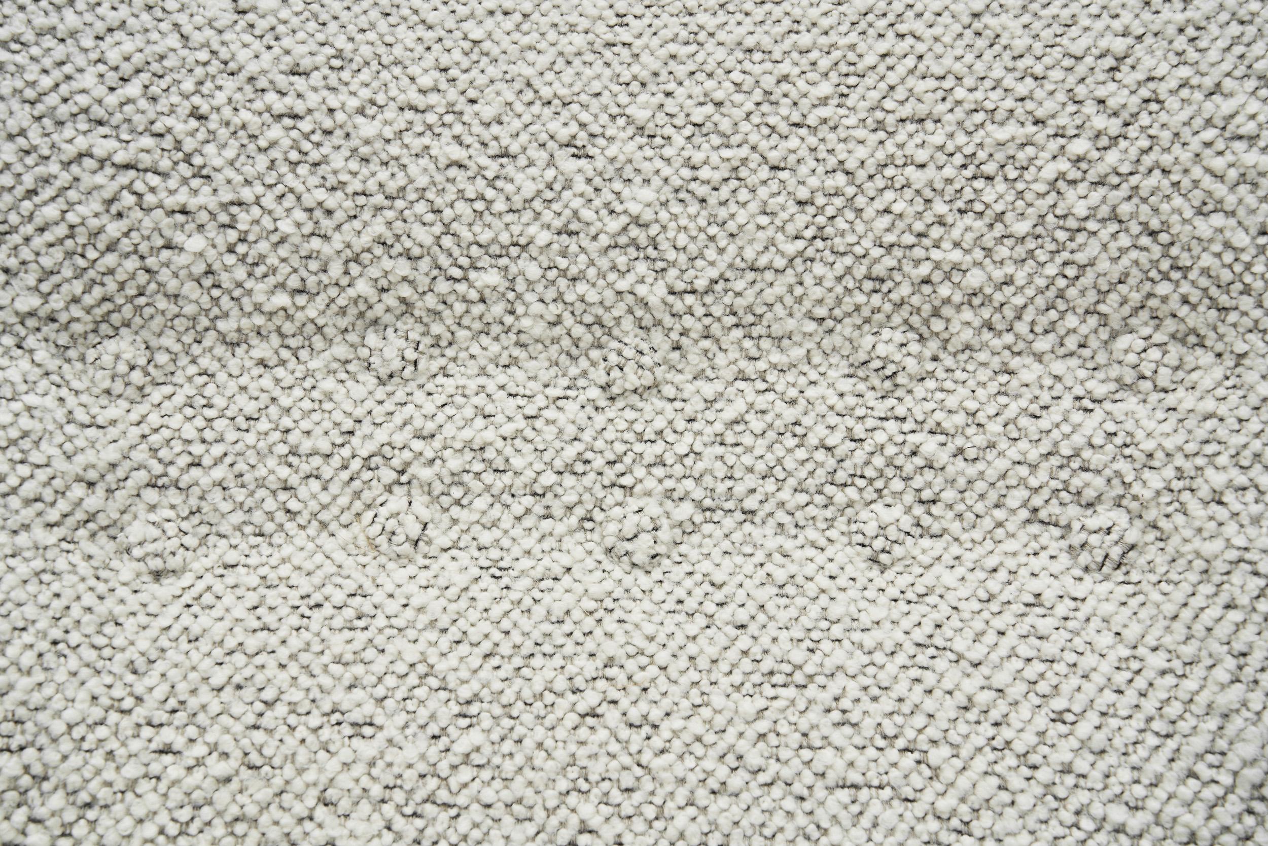 Sillón Moderno de Mitad de Siglo Tapizado en Tela Bouclé, Europa Siglo XX en venta 7