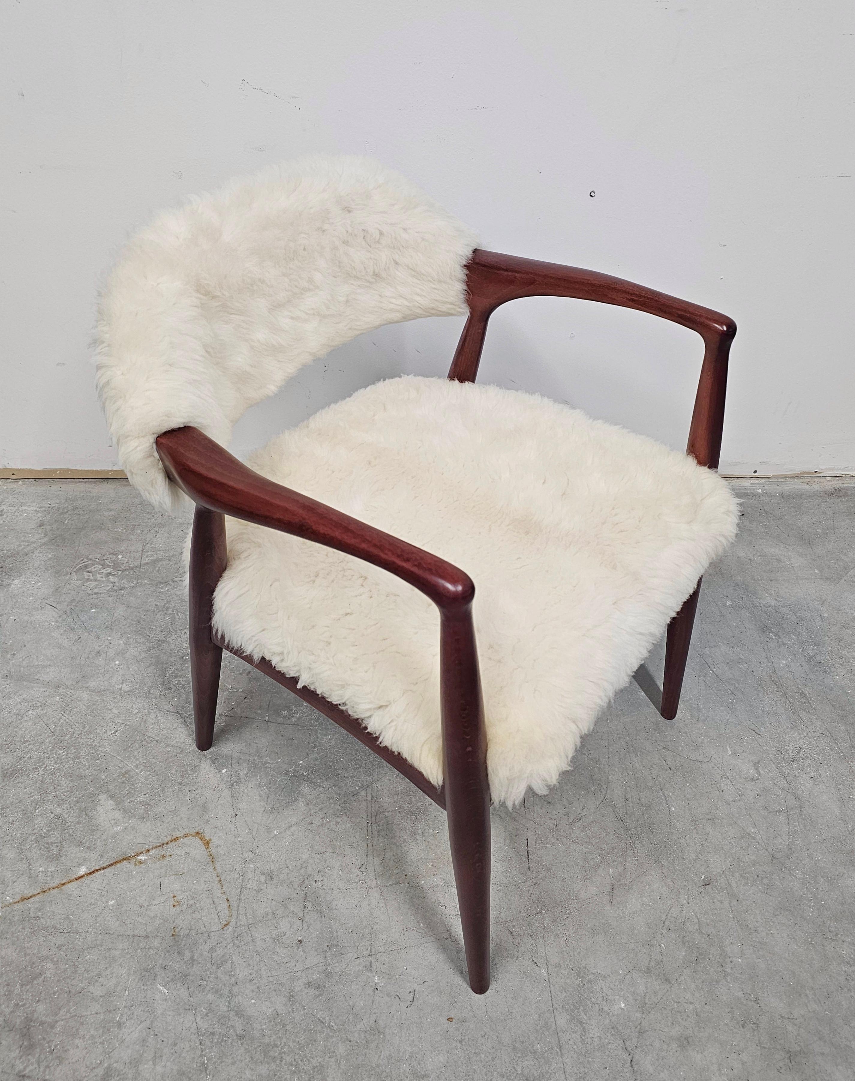 Croatian Mid Century Modern Armchair upholstered in lambskin, Yugoslavia 1960s For Sale