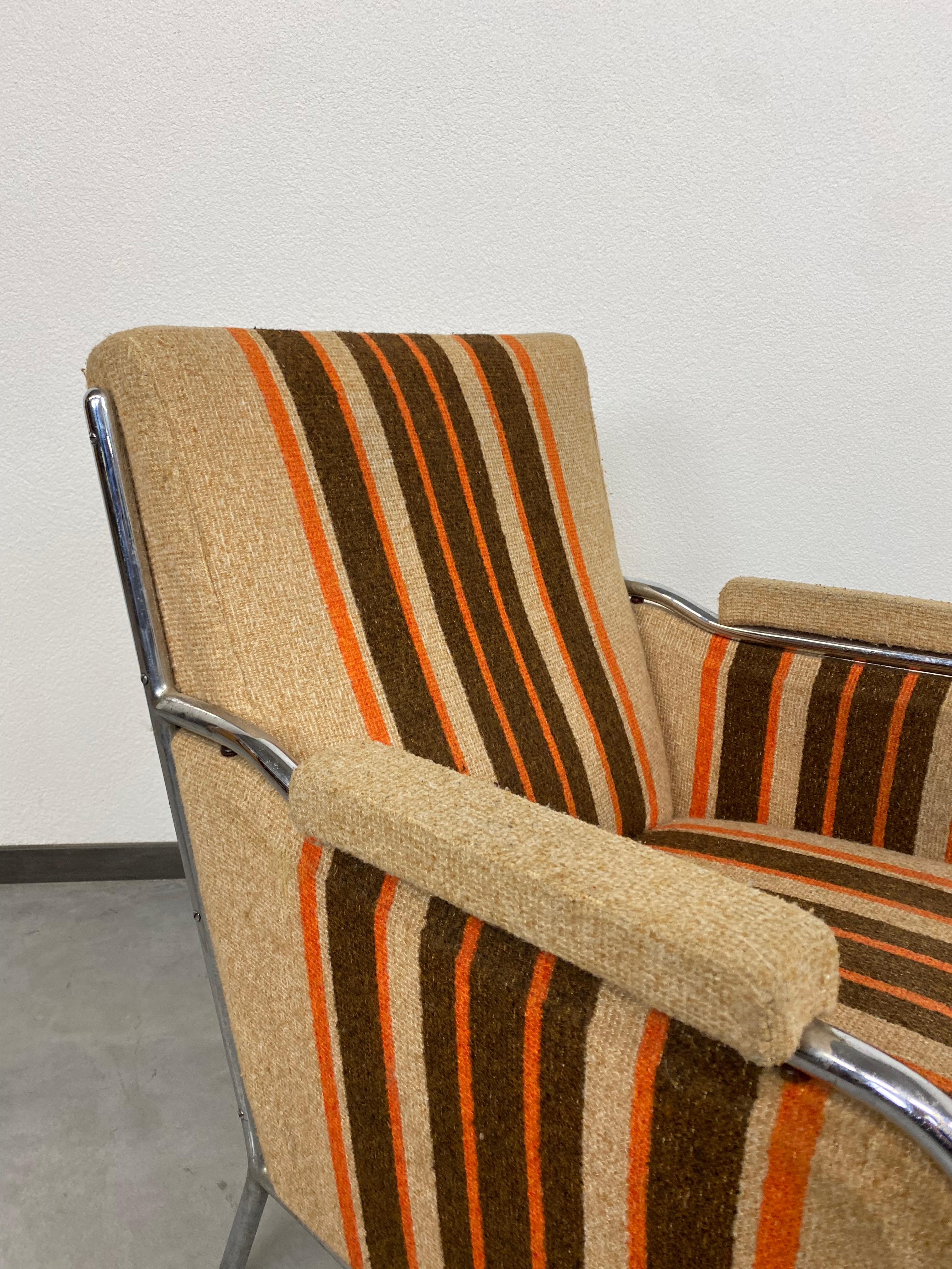 Tessuto Poltrone moderne di metà secolo di Joszef Peresztegi in vendita