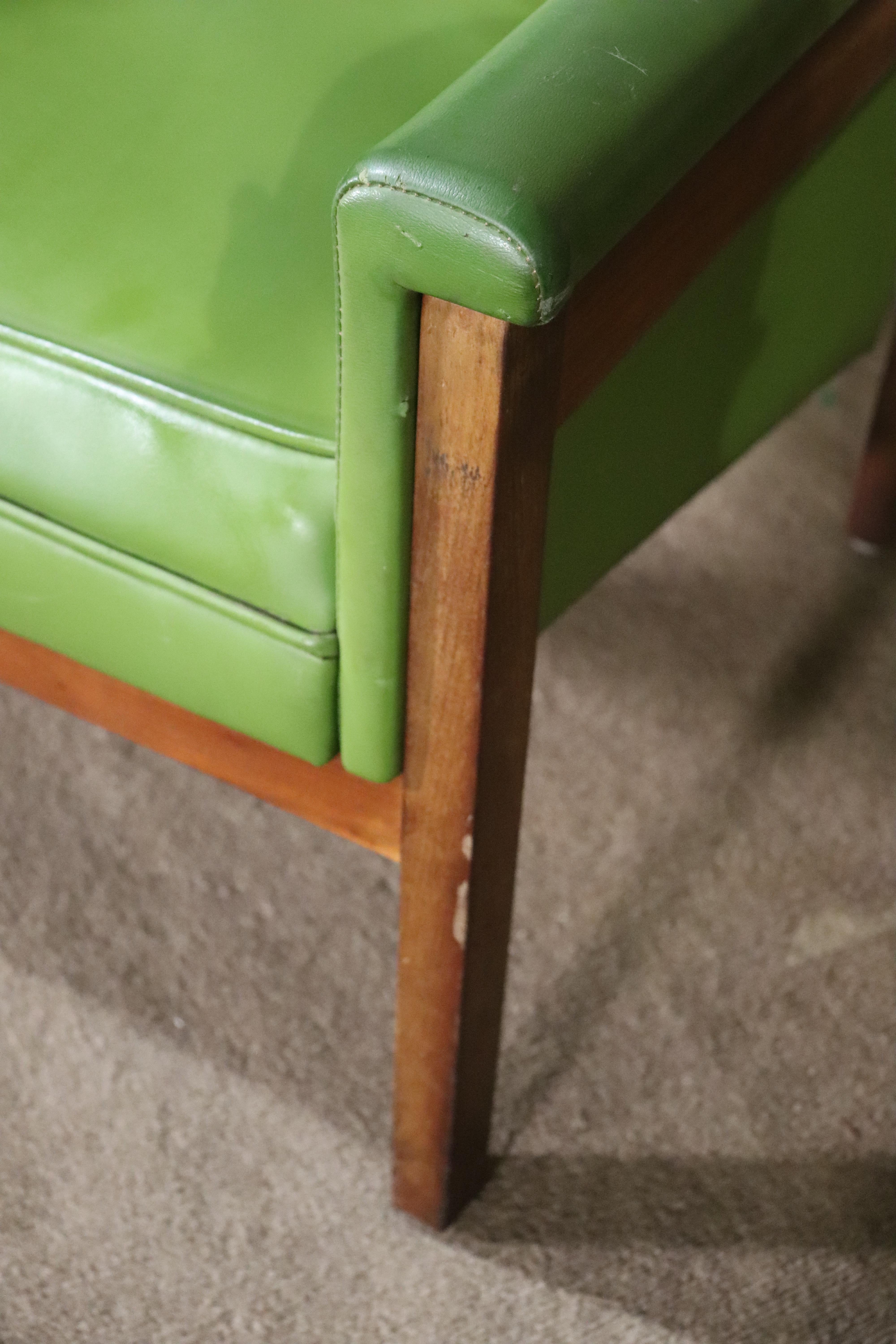 Mid-Century Modern Armchairs For Sale 5