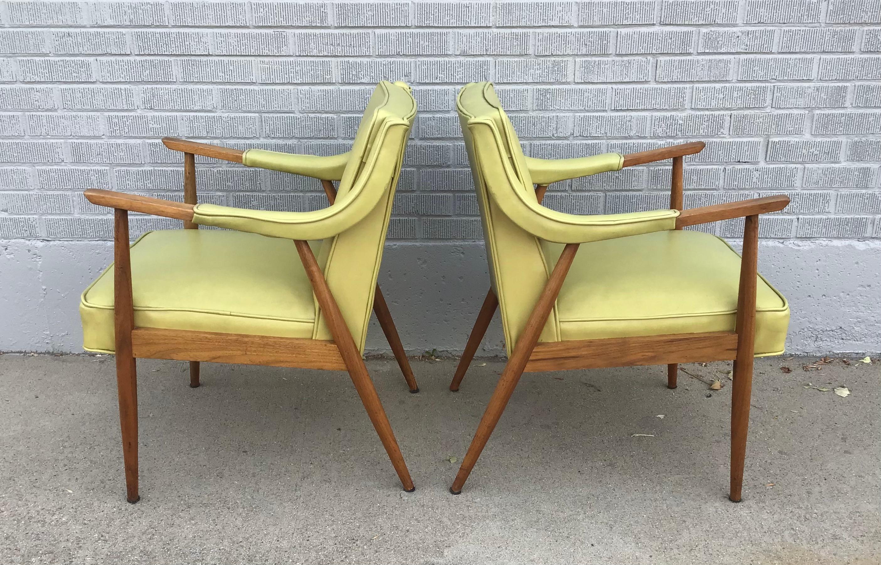 Americano Poltrone moderne della metà del secolo nello stile di Adrian Pearsall, una coppia in vendita