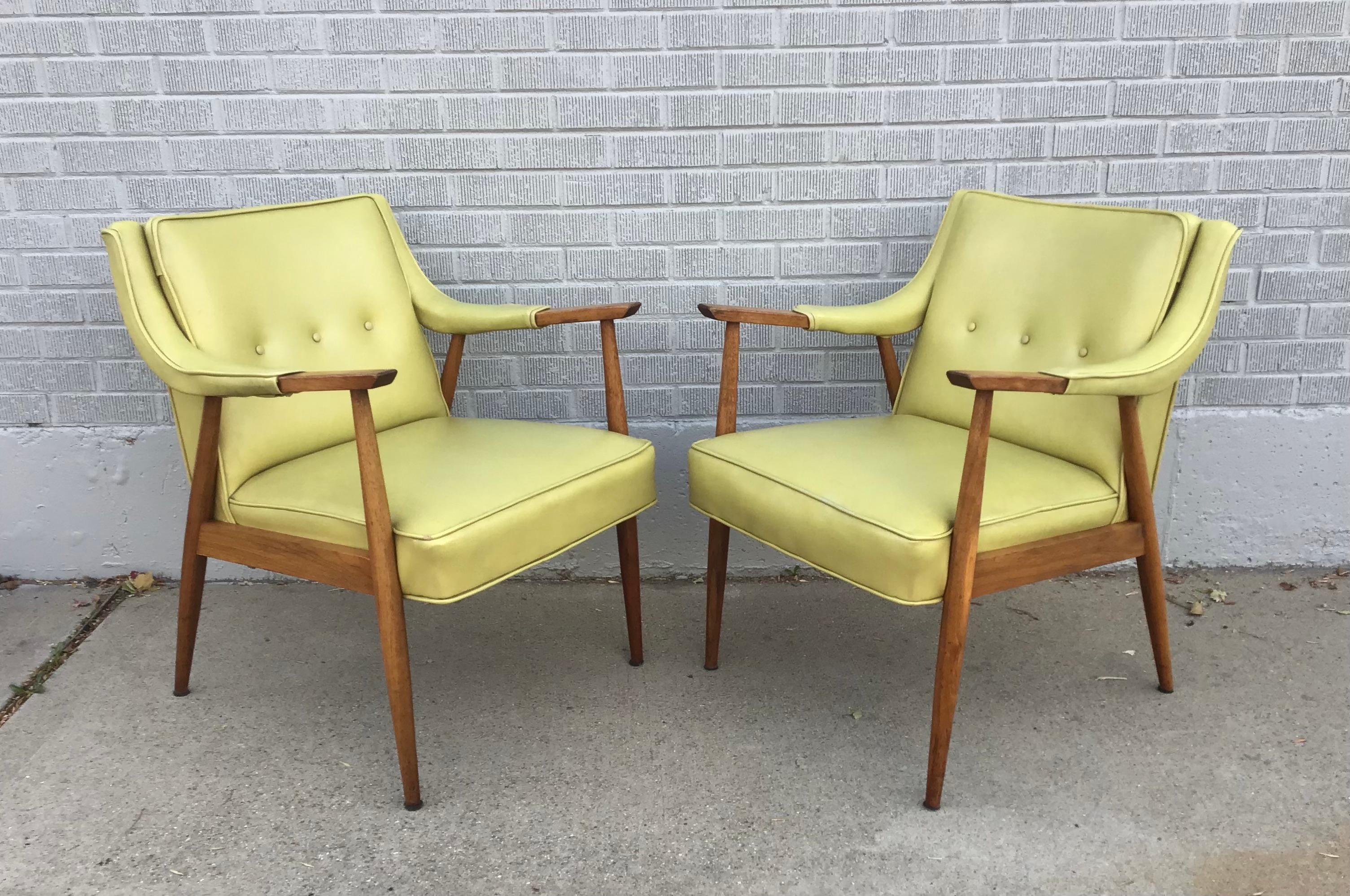 XX secolo Poltrone moderne della metà del secolo nello stile di Adrian Pearsall, una coppia in vendita